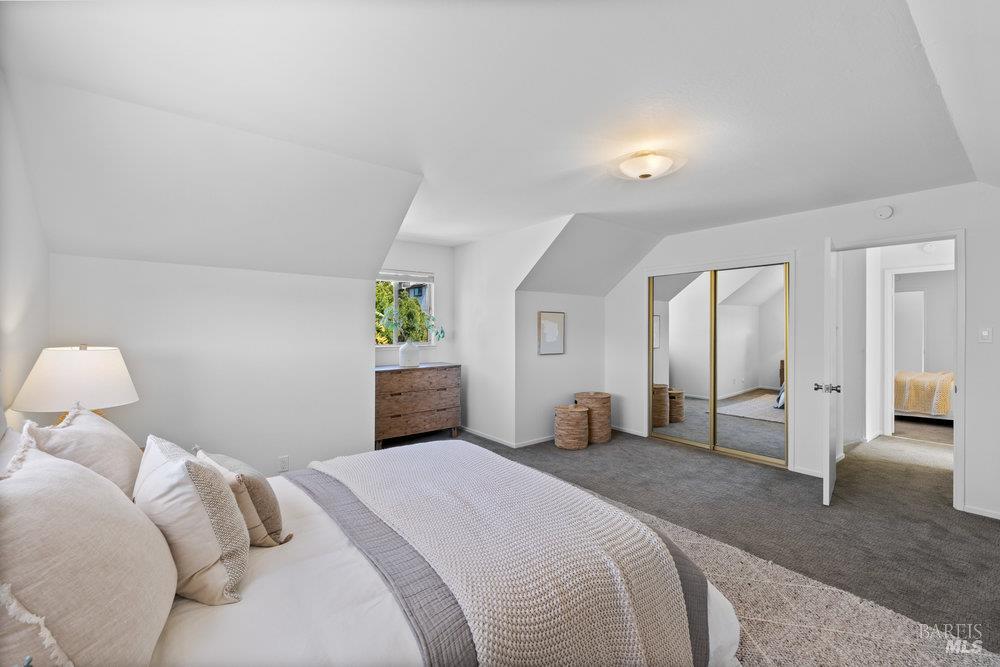 Detail Gallery Image 17 of 56 For 78 Windsor Ave, San Rafael,  CA 94901 - 4 Beds | 3 Baths