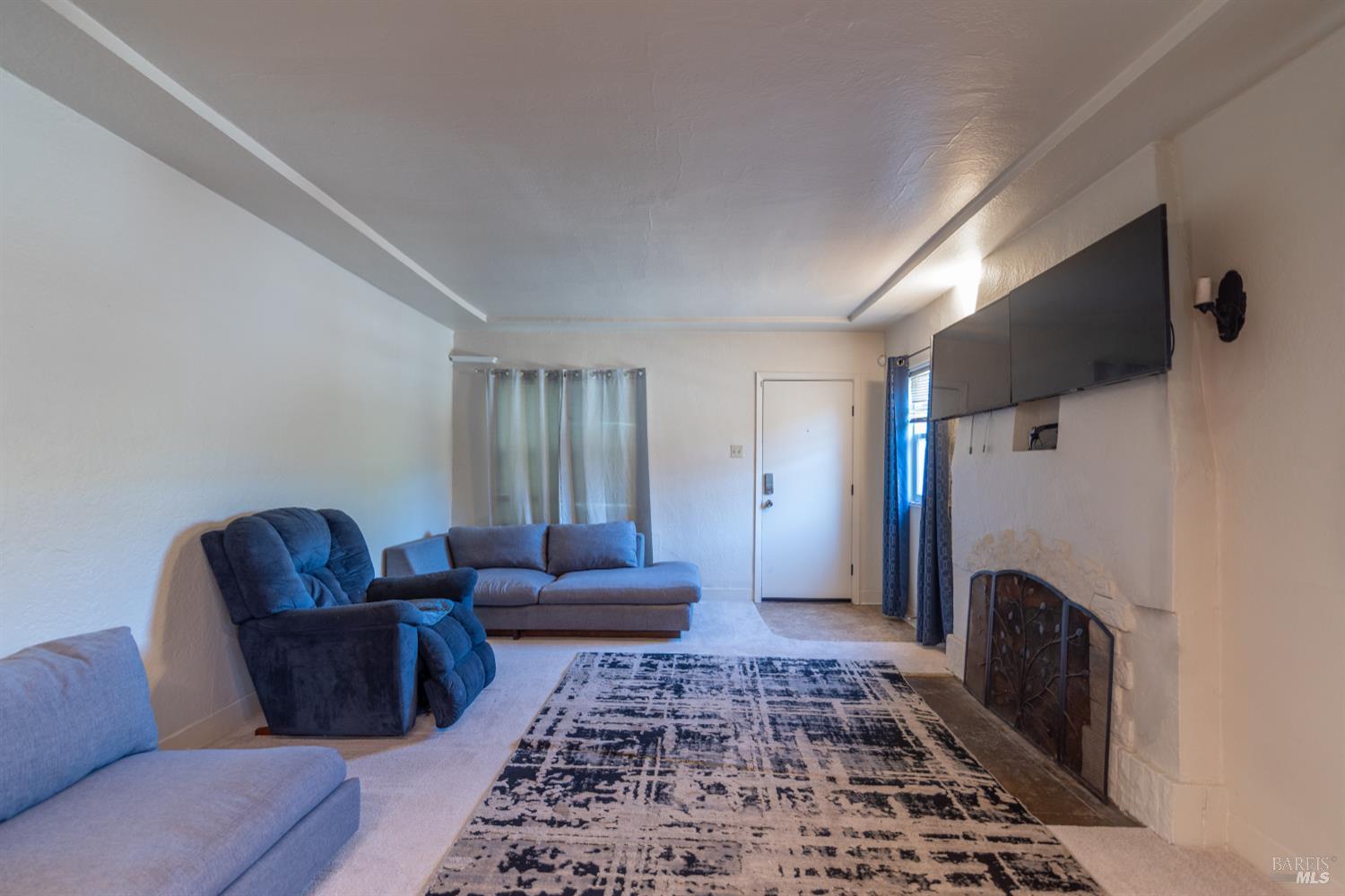 Detail Gallery Image 8 of 54 For 717 Brown St, Santa Rosa,  CA 95404 - 3 Beds | 2 Baths