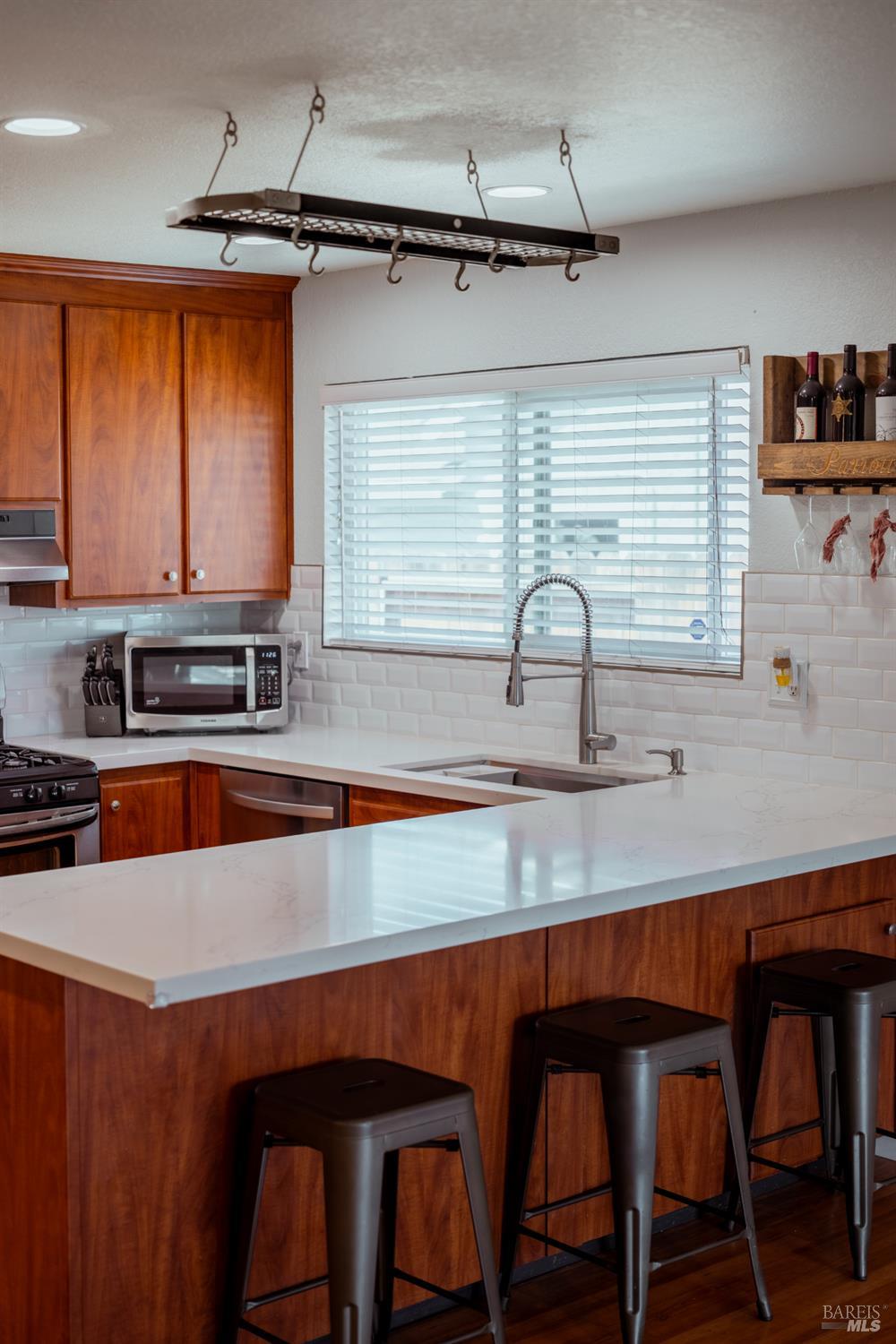 Detail Gallery Image 50 of 50 For 1504 El Morro Ln, Suisun City,  CA 94585 - 3 Beds | 2 Baths