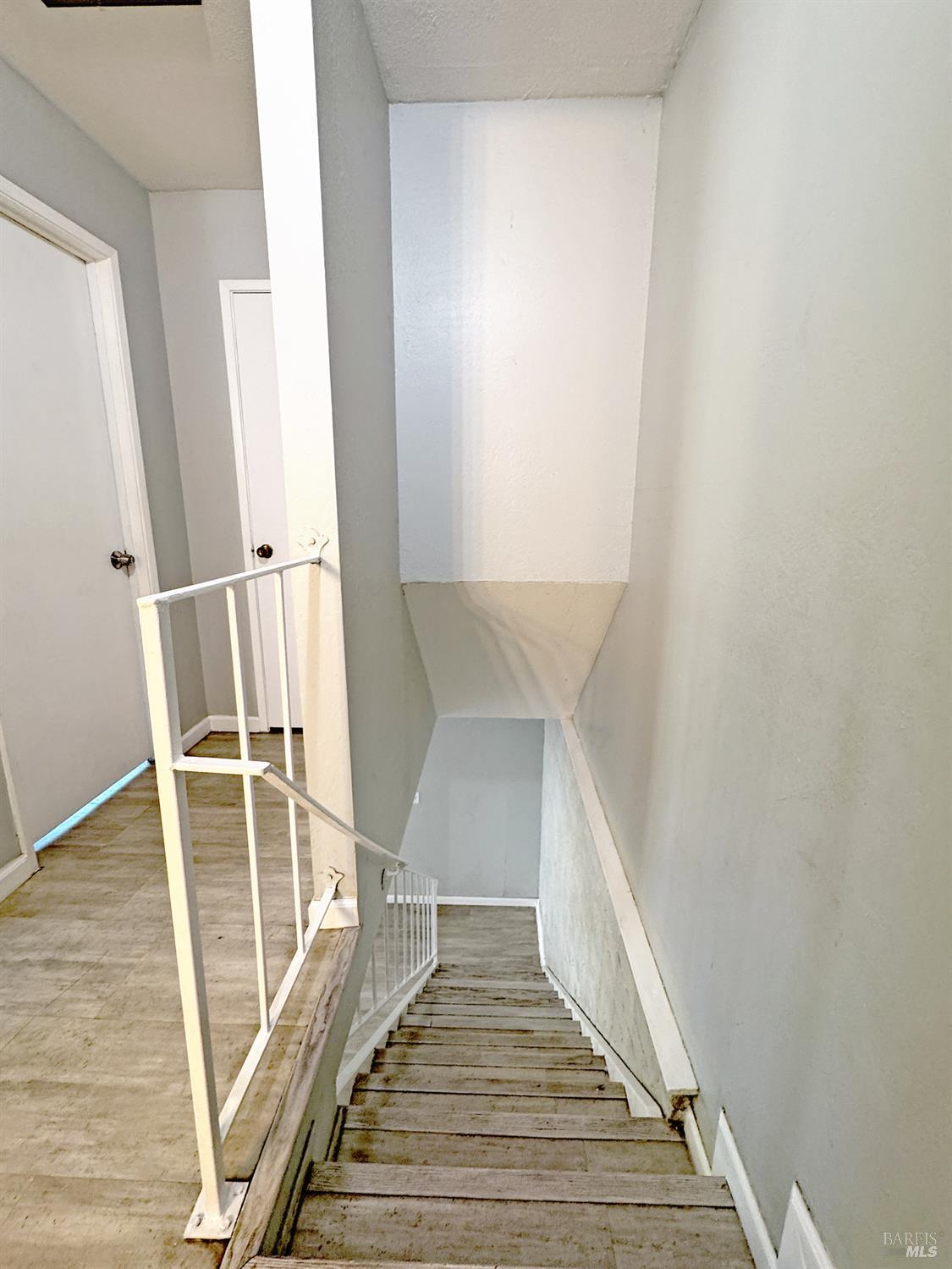 Detail Gallery Image 19 of 28 For 163 Bahia Cir, San Rafael,  CA 94901 - 2 Beds | 1 Baths
