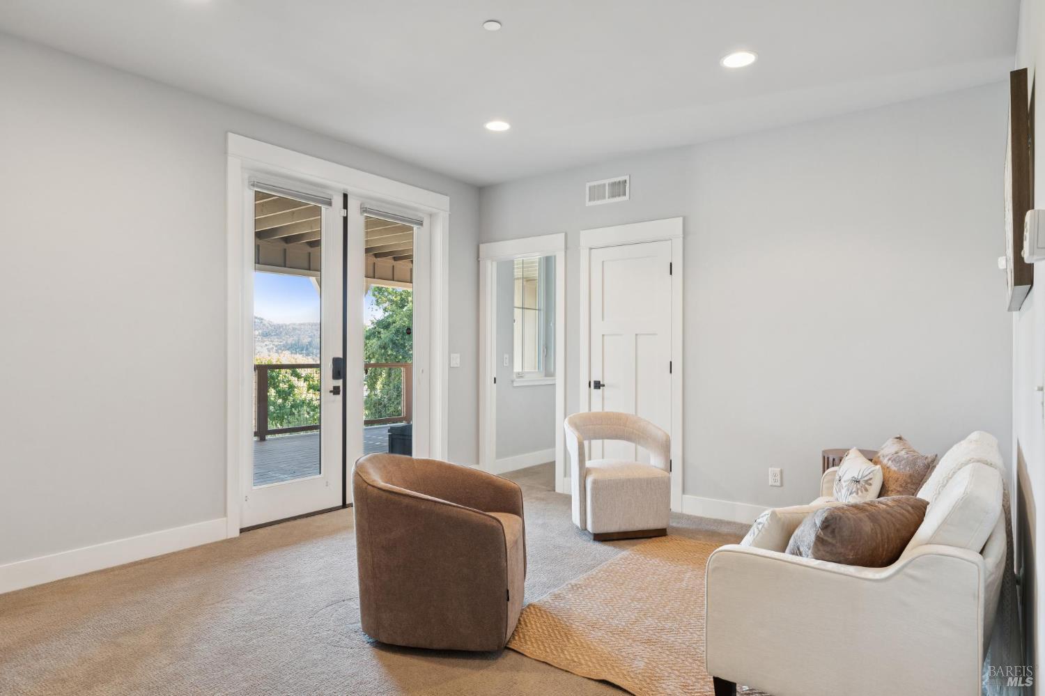 Detail Gallery Image 42 of 63 For 5980 Vista Rdgs, Santa Rosa,  CA 95409 - 5 Beds | 5 Baths