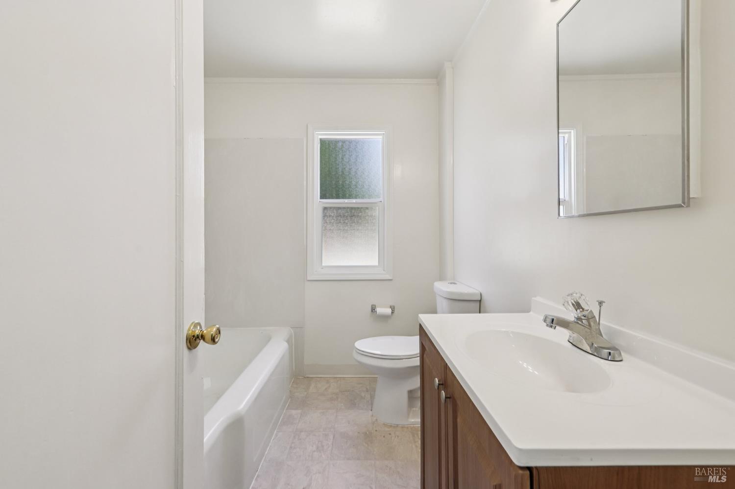 Detail Gallery Image 14 of 29 For 826 Amador St, Richmond,  CA 94805 - 2 Beds | 1 Baths