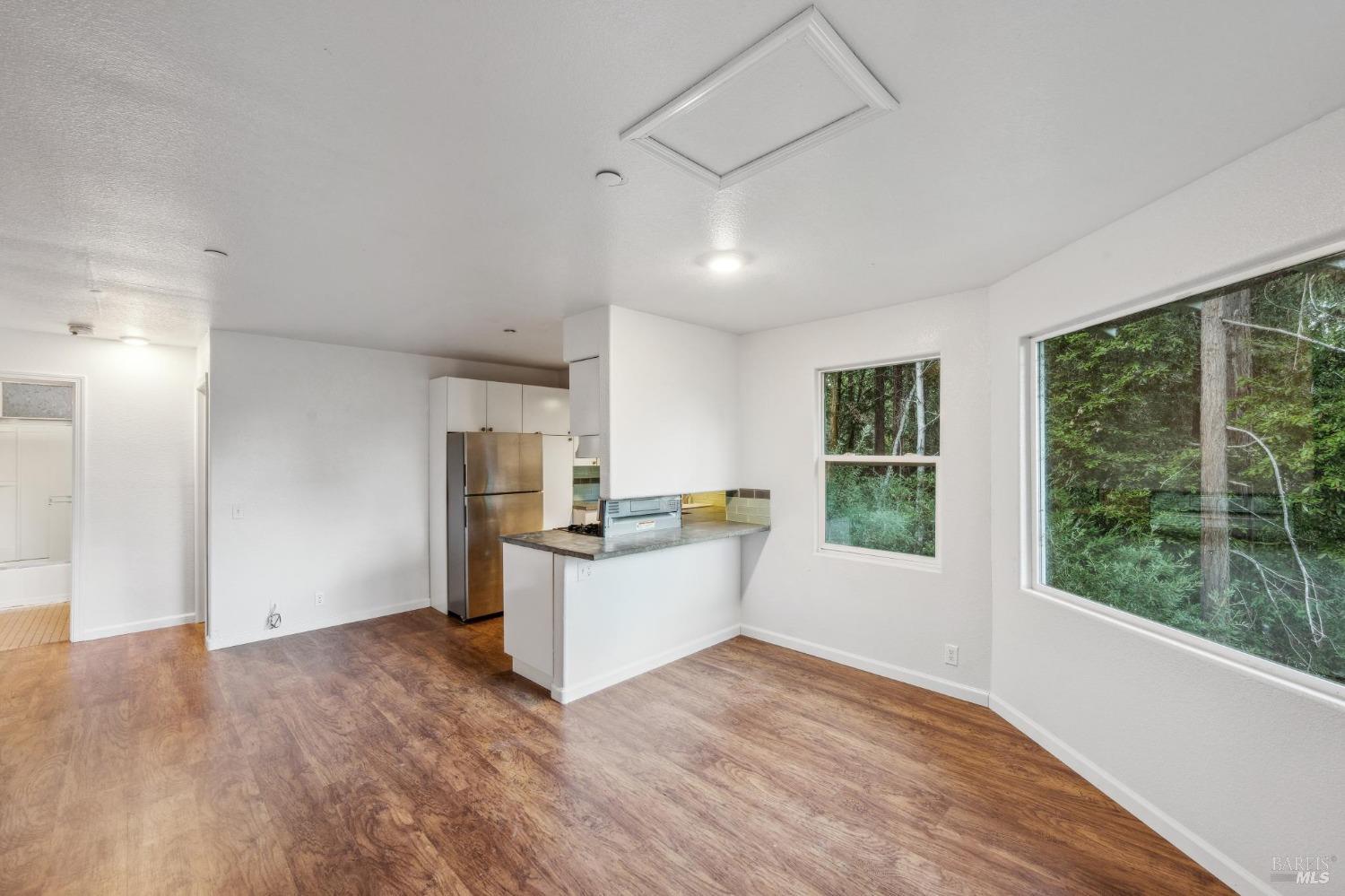 Detail Gallery Image 20 of 36 For 17506 Summit Ave, Guerneville,  CA 95446 - 6 Beds | 4 Baths