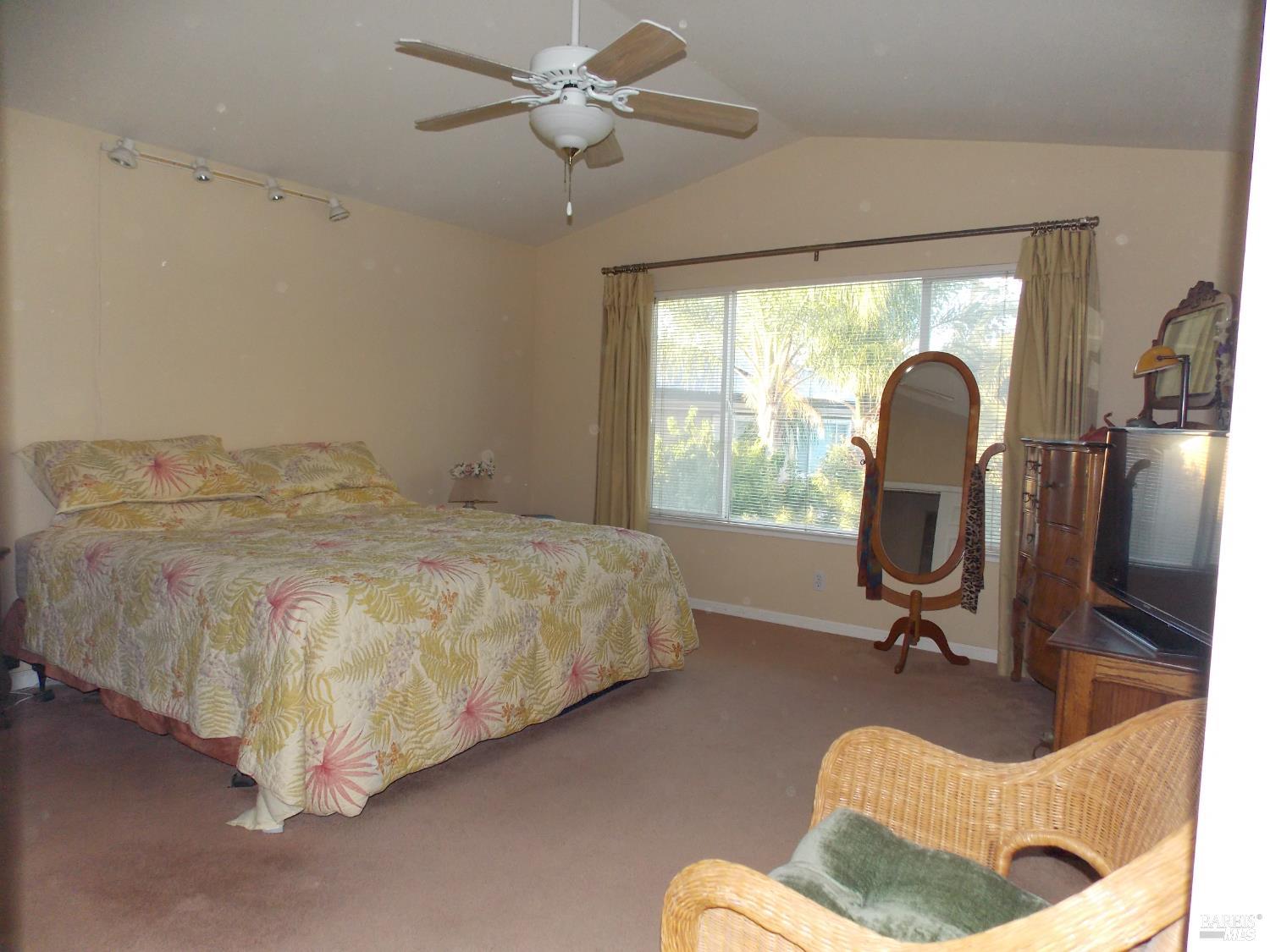 Detail Gallery Image 27 of 44 For 1349 Golf Course Dr, Windsor,  CA 95492 - 3 Beds | 2/1 Baths