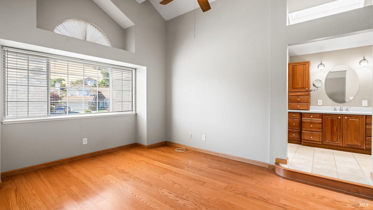 Detail Gallery Image 33 of 47 For 2474 Bay Hill Cir, Fairfield,  CA 94534 - 4 Beds | 2/1 Baths