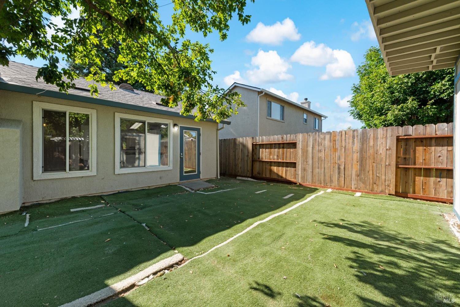 Detail Gallery Image 51 of 75 For 872 Flint Way, Vacaville,  CA 95687 - 3 Beds | 2 Baths