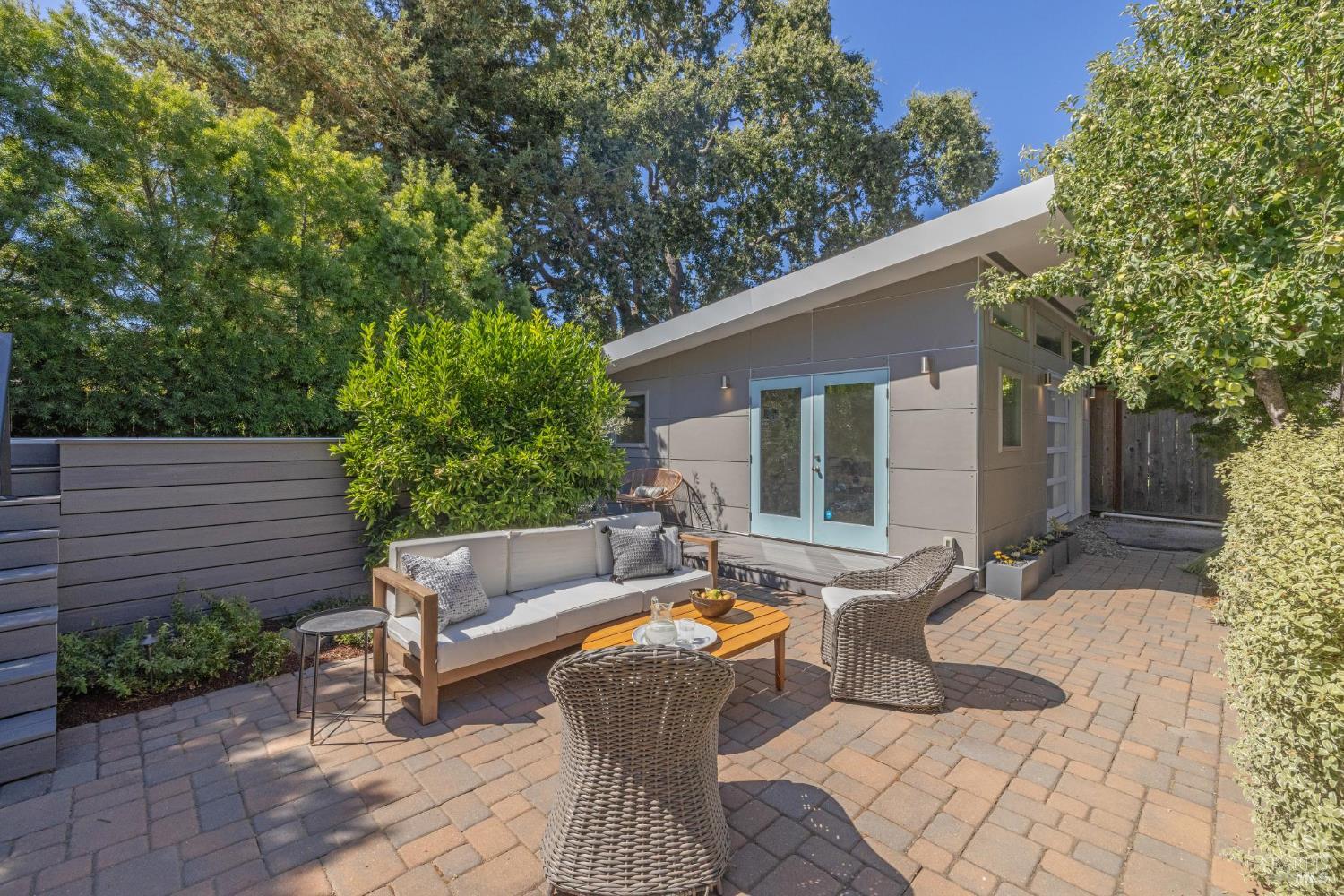 Detail Gallery Image 62 of 80 For 69 Broadmoor Ave, San Anselmo,  CA 94960 - 5 Beds | 3 Baths
