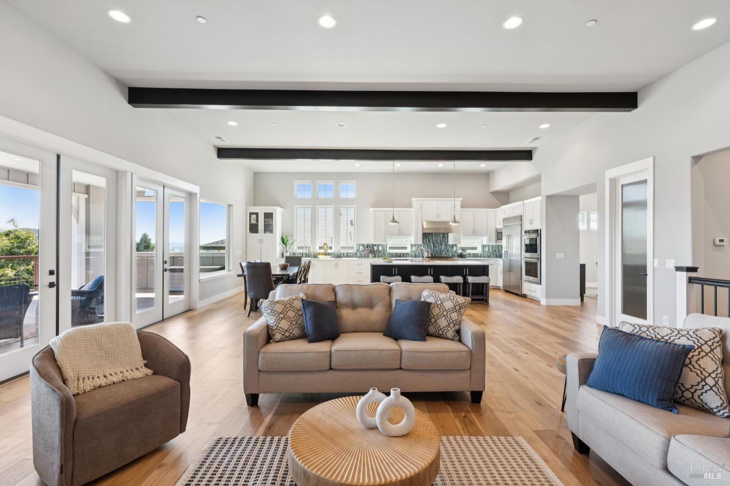 Detail Gallery Image 19 of 63 For 5980 Vista Rdgs, Santa Rosa,  CA 95409 - 5 Beds | 5 Baths