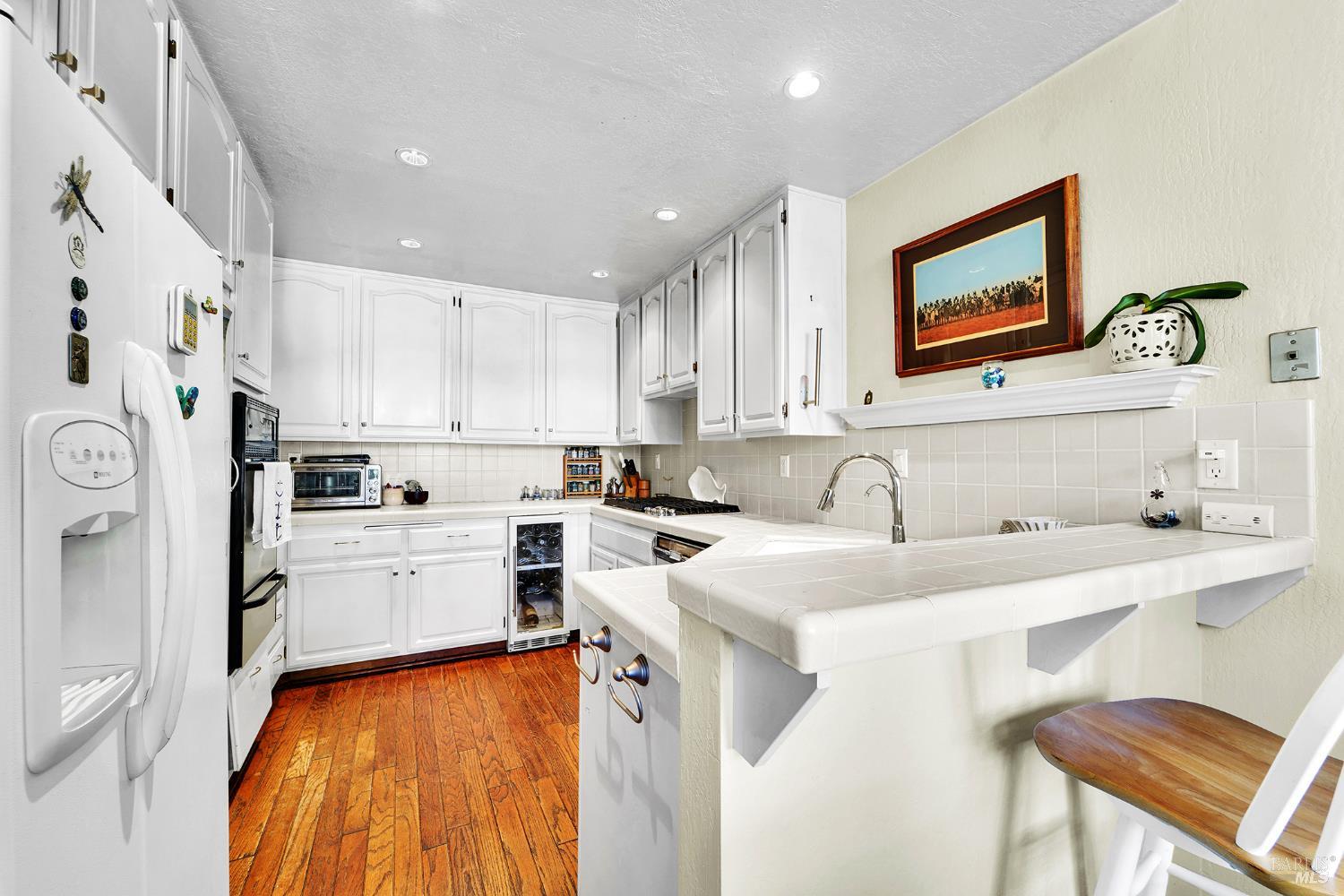 Detail Gallery Image 9 of 19 For 314 E 2nd St, Benicia,  CA 94510 - 2 Beds | 2 Baths