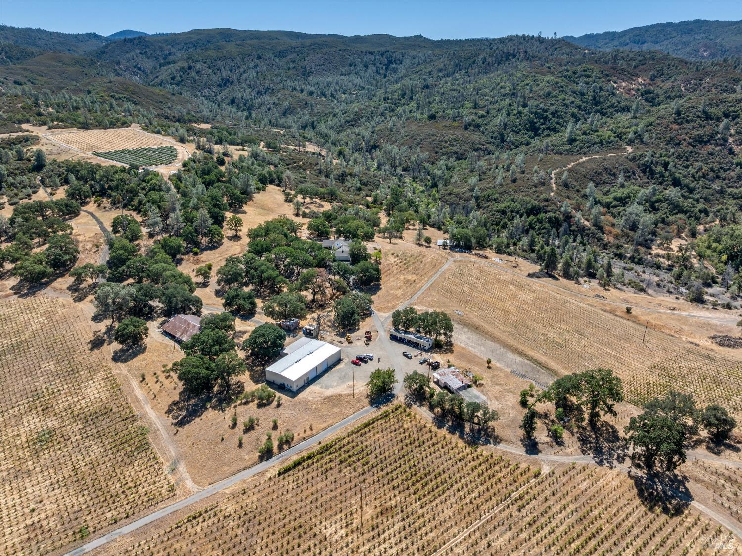 Detail Gallery Image 28 of 41 For 9820 Kelsey Creek Dr, Kelseyville,  CA 95451 - 4 Beds | 3 Baths