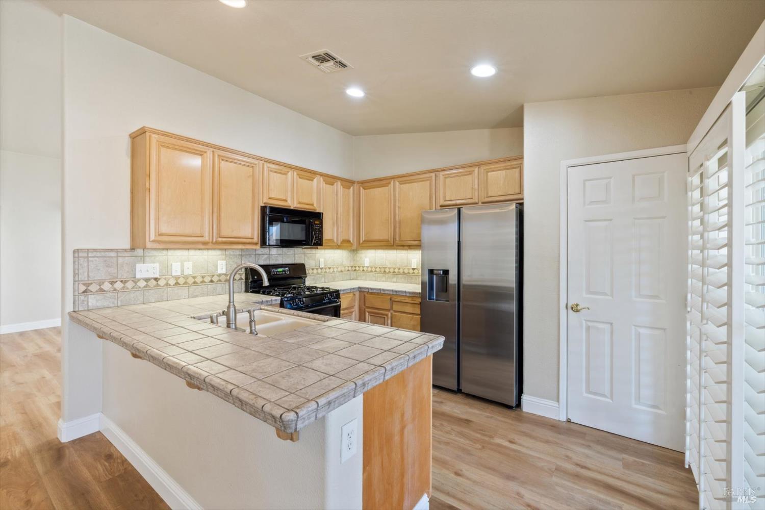 Detail Gallery Image 27 of 44 For 528 Birch Ridge Dr, Rio Vista,  CA 94571 - 2 Beds | 2 Baths