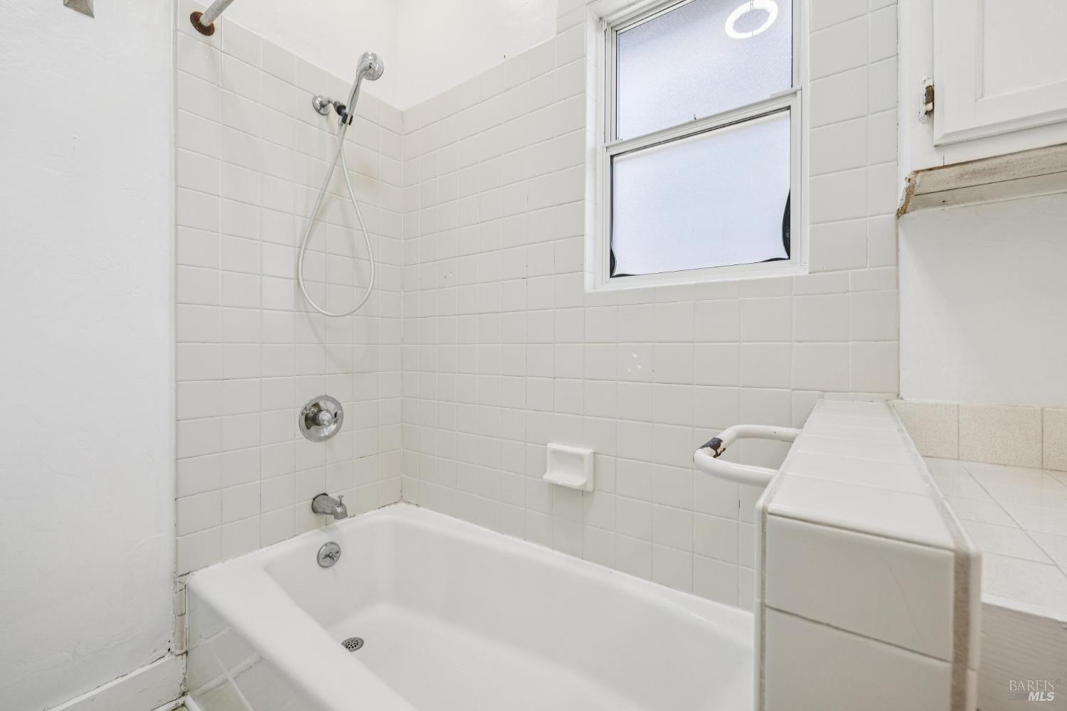 Detail Gallery Image 15 of 42 For 9 Frances St, San Rafael,  CA 94901 - 3 Beds | 2 Baths