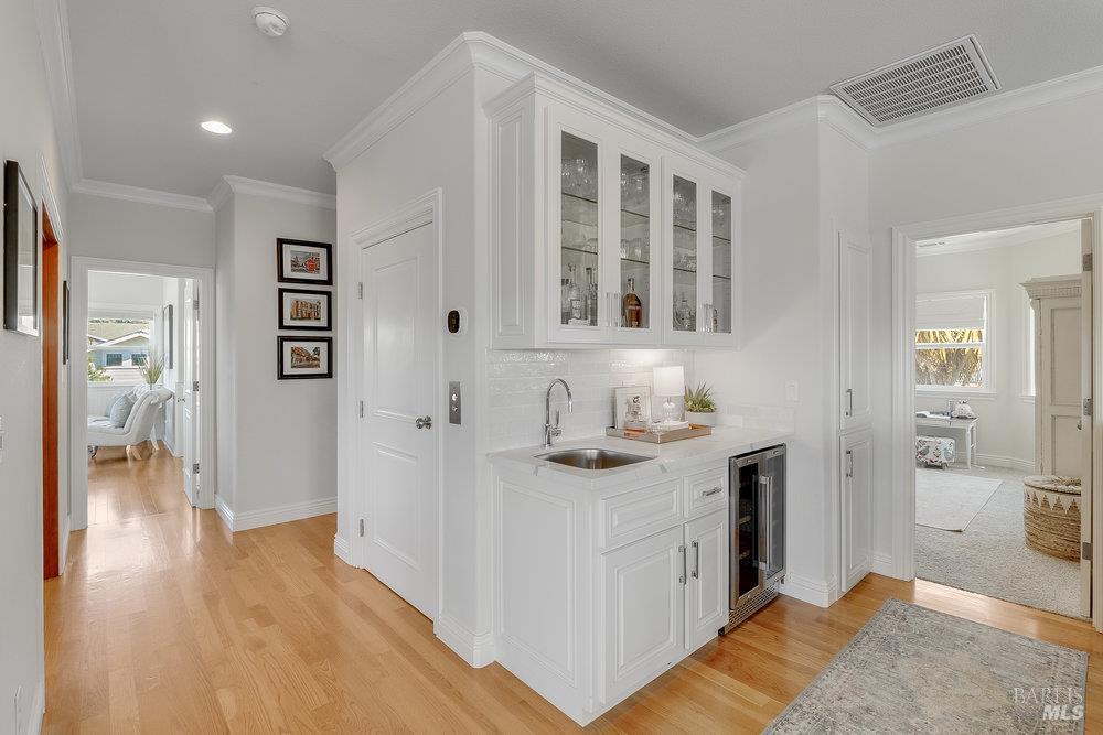 Detail Gallery Image 62 of 99 For 144 W N St, Benicia,  CA 94510 - 6 Beds | 4 Baths