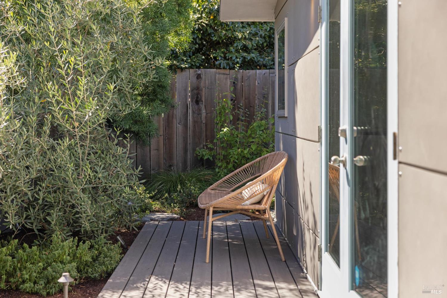 Detail Gallery Image 70 of 80 For 69 Broadmoor Ave, San Anselmo,  CA 94960 - 5 Beds | 3 Baths
