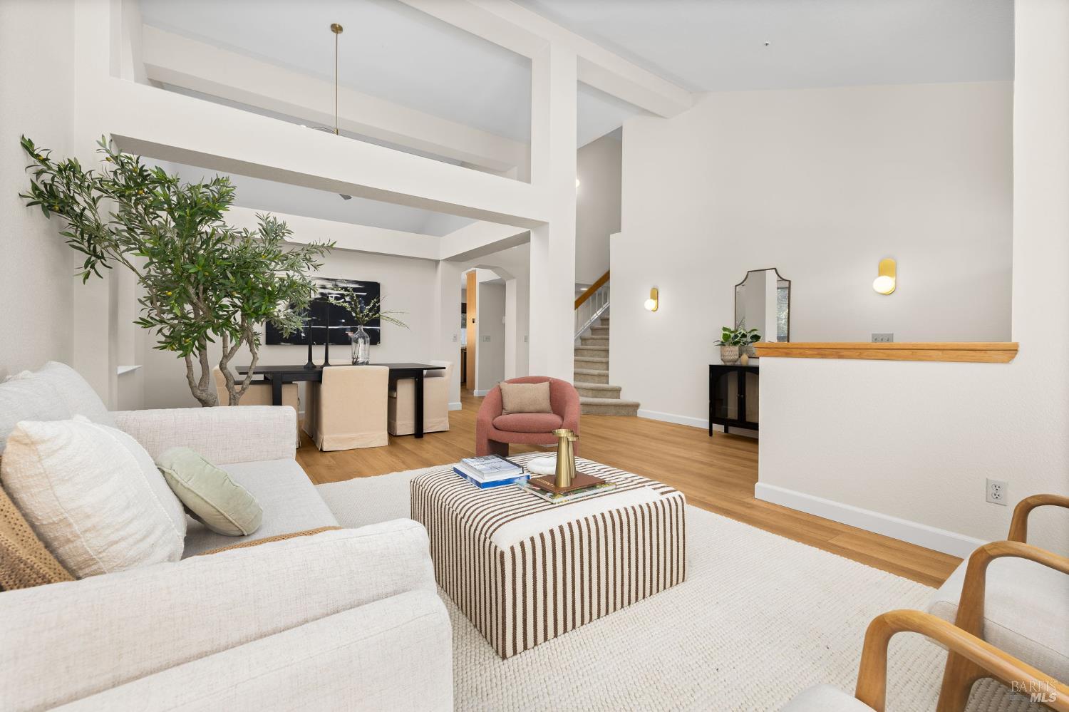 Detail Gallery Image 4 of 33 For 2579 Harvest Ln, Napa,  CA 94558 - 4 Beds | 3 Baths