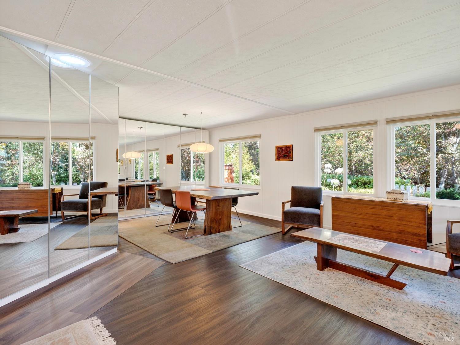 Detail Gallery Image 5 of 32 For 71 Oakcreek Ct, Santa Rosa,  CA 95409 - 2 Beds | 2 Baths