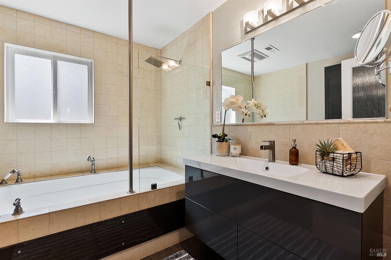 Detail Gallery Image 26 of 48 For 837 Clifton Ct, Benicia,  CA 94510 - 3 Beds | 2 Baths