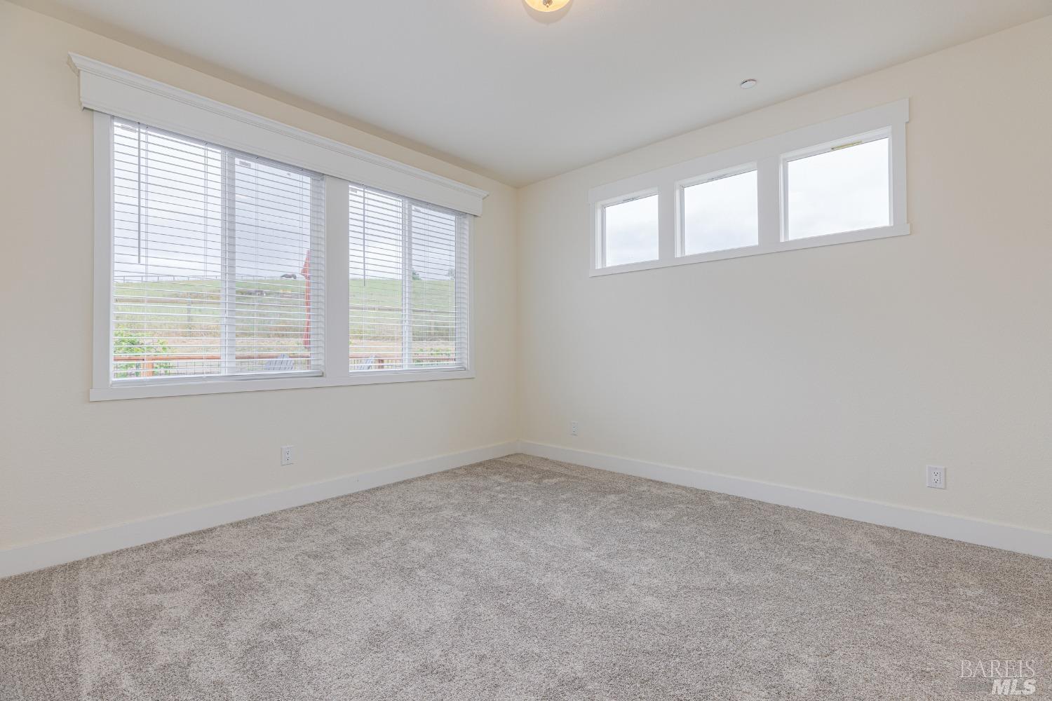 Detail Gallery Image 18 of 33 For 391 King Rd, Petaluma,  CA 94952 - 3 Beds | 2 Baths