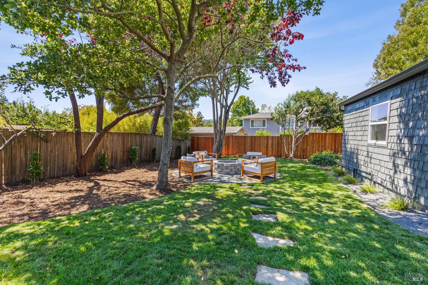 Detail Gallery Image 29 of 38 For 26 Plaza Dr, Mill Valley,  CA 94941 - 3 Beds | 2 Baths