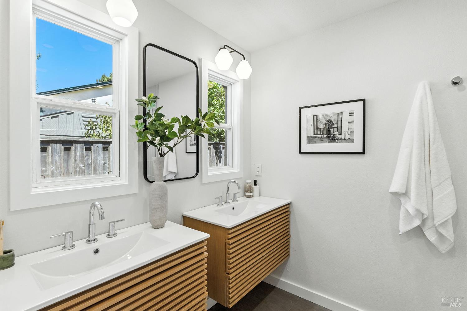 Detail Gallery Image 19 of 38 For 26 Plaza Dr, Mill Valley,  CA 94941 - 3 Beds | 2 Baths