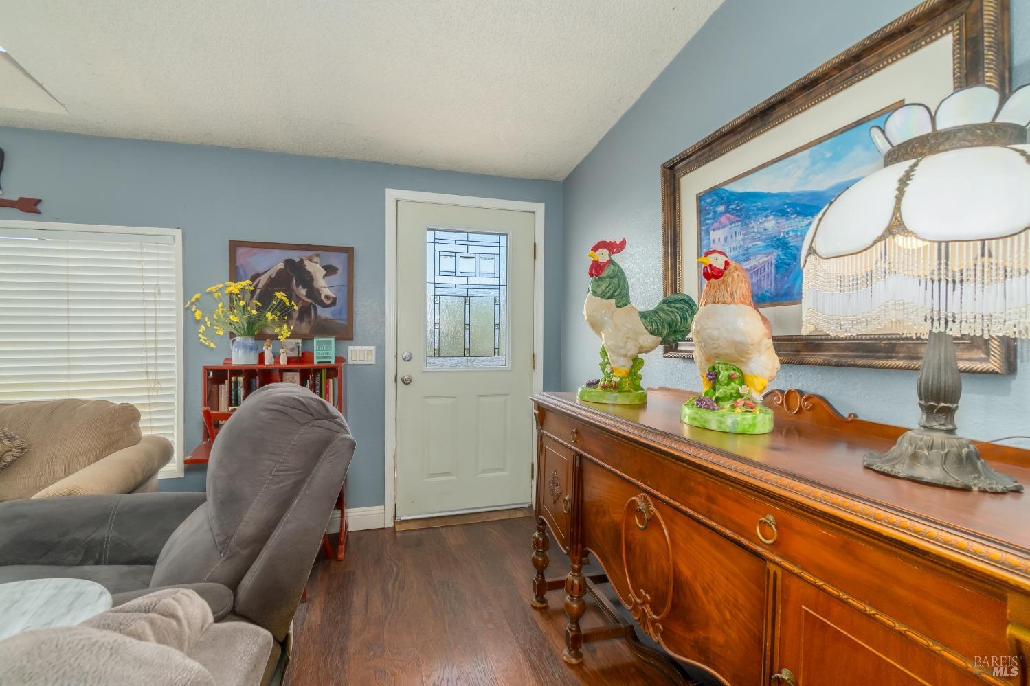 Detail Gallery Image 9 of 30 For 5025 Wintun Way, Kelseyville,  CA 95451 - 3 Beds | 2 Baths