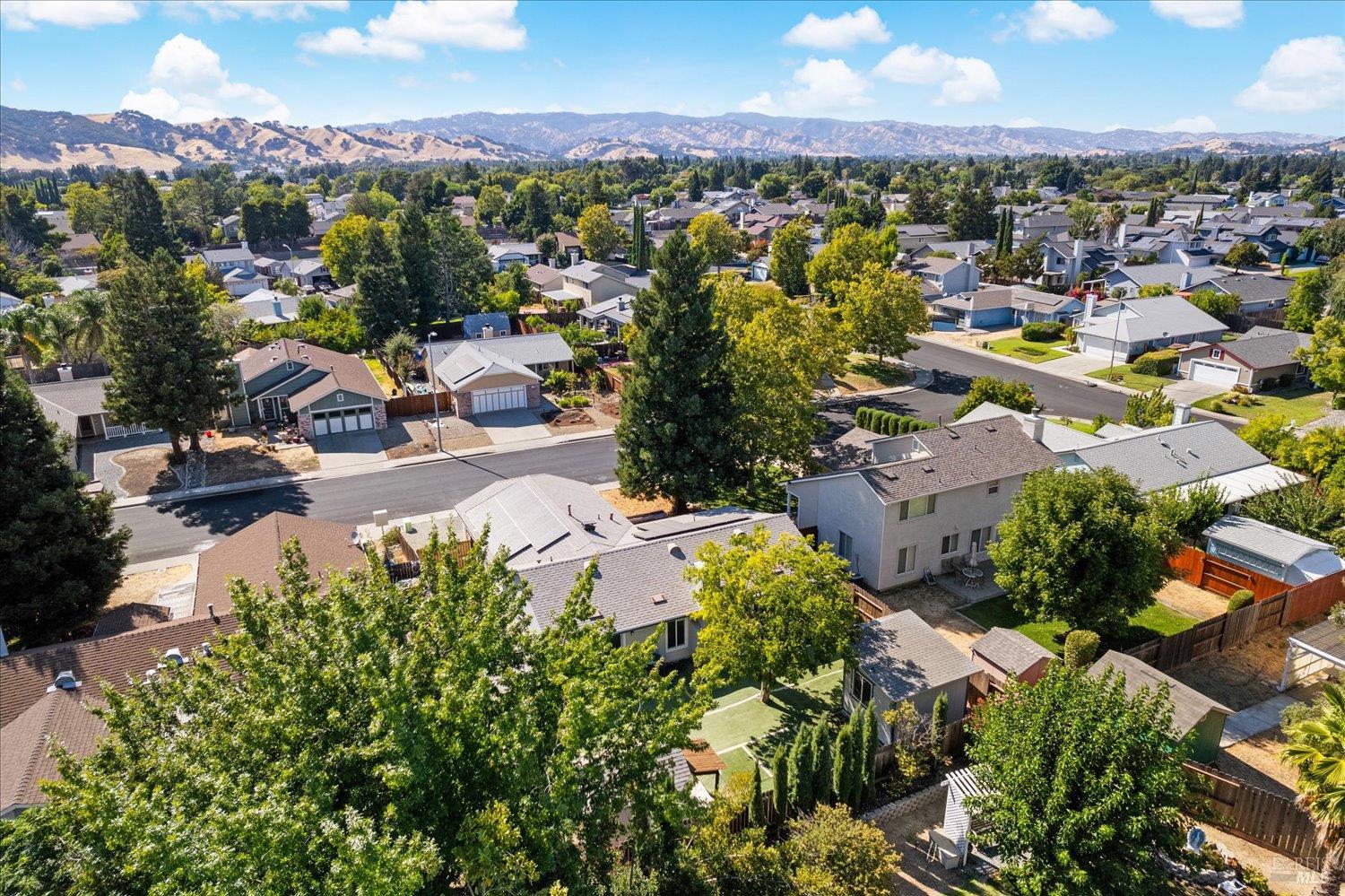 Detail Gallery Image 68 of 75 For 872 Flint Way, Vacaville,  CA 95687 - 3 Beds | 2 Baths