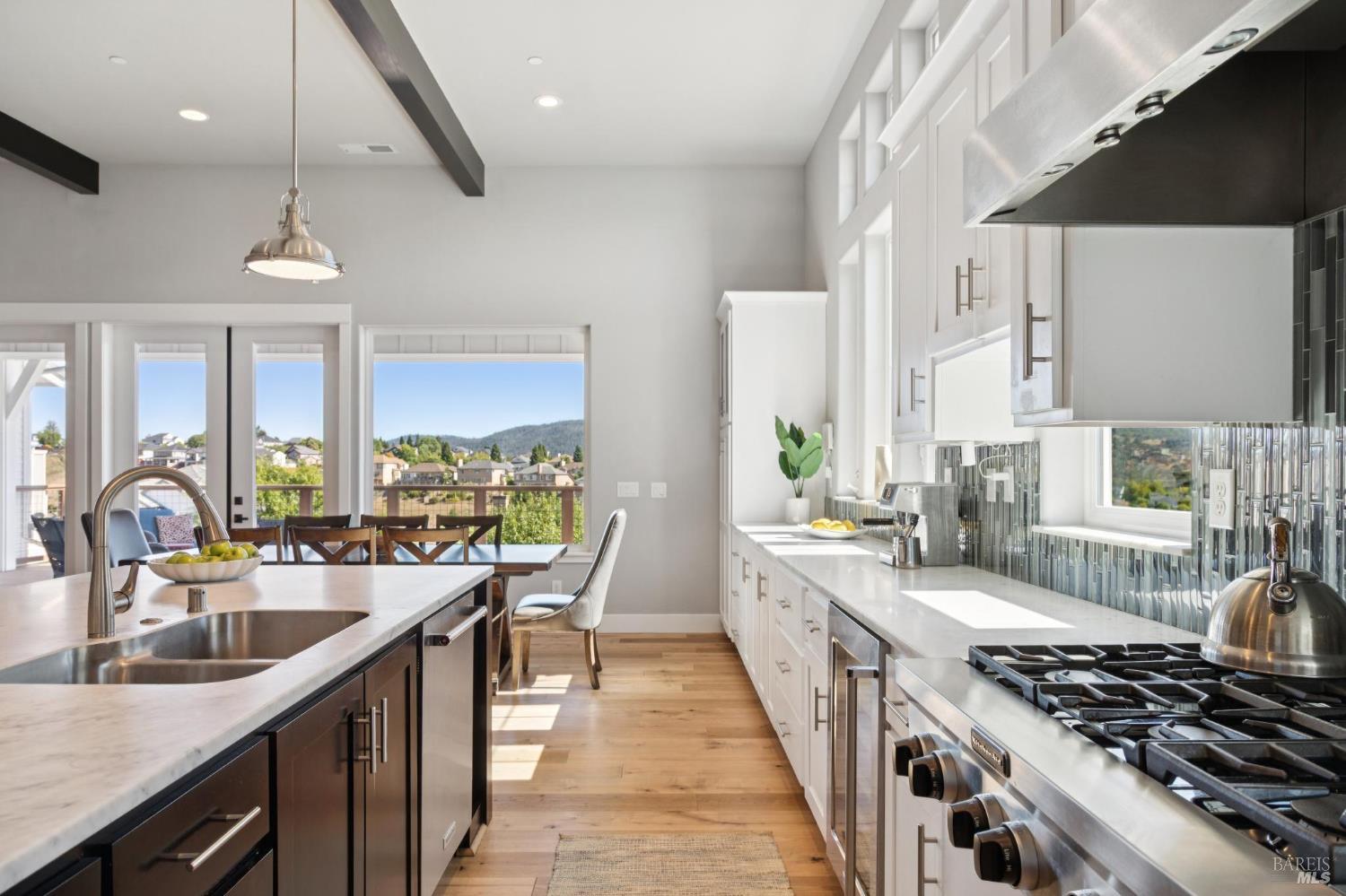 Detail Gallery Image 25 of 63 For 5980 Vista Rdgs, Santa Rosa,  CA 95409 - 5 Beds | 5 Baths