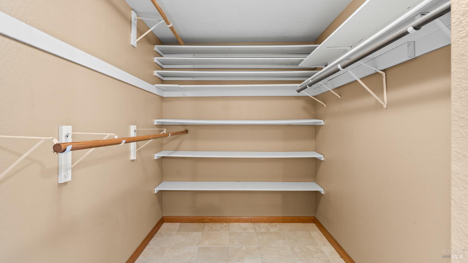 Detail Gallery Image 37 of 47 For 2474 Bay Hill Cir, Fairfield,  CA 94534 - 4 Beds | 2/1 Baths