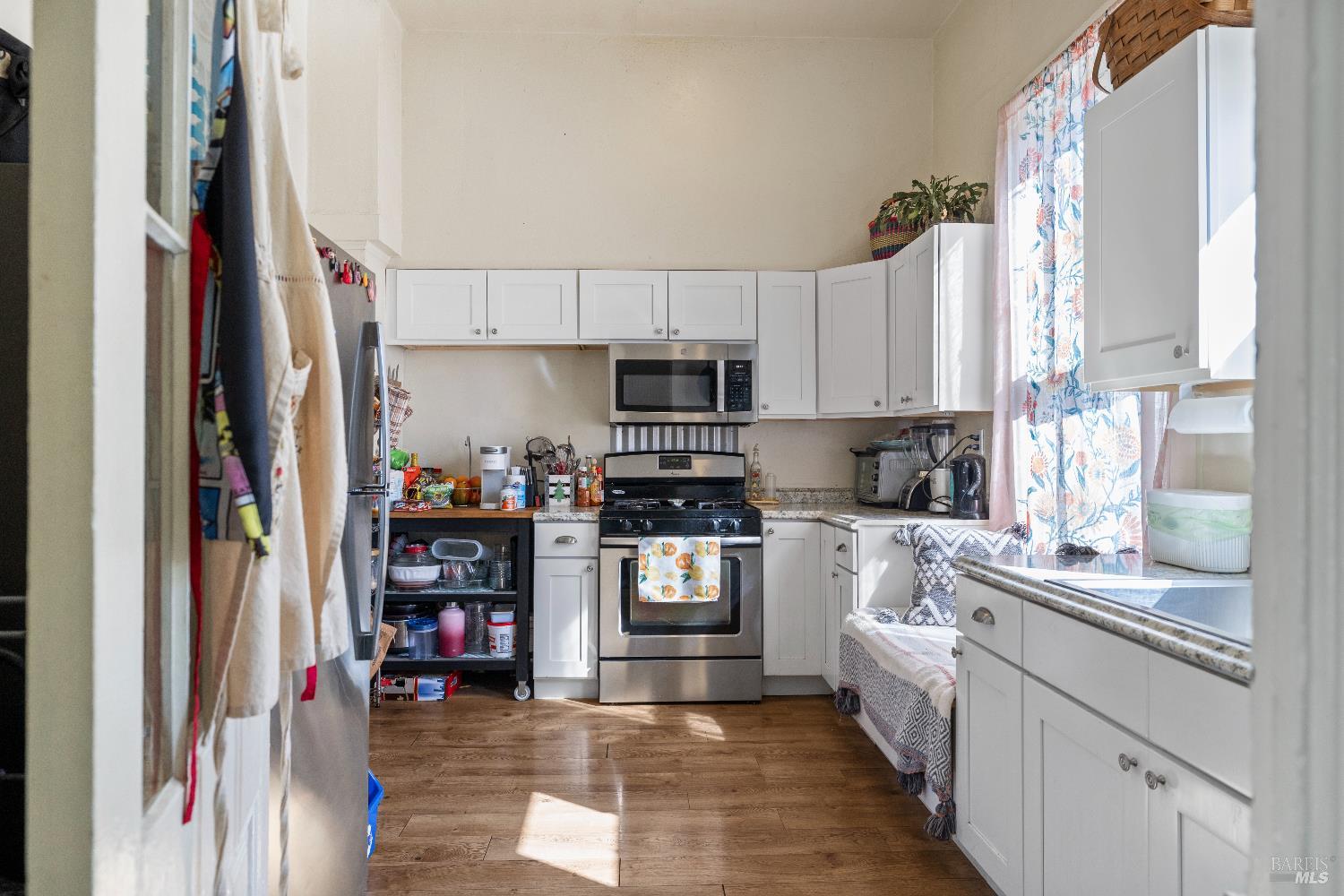 Detail Gallery Image 18 of 24 For 747 3rd St a + B,  Napa,  CA 94559 - 6 Beds | 3 Baths