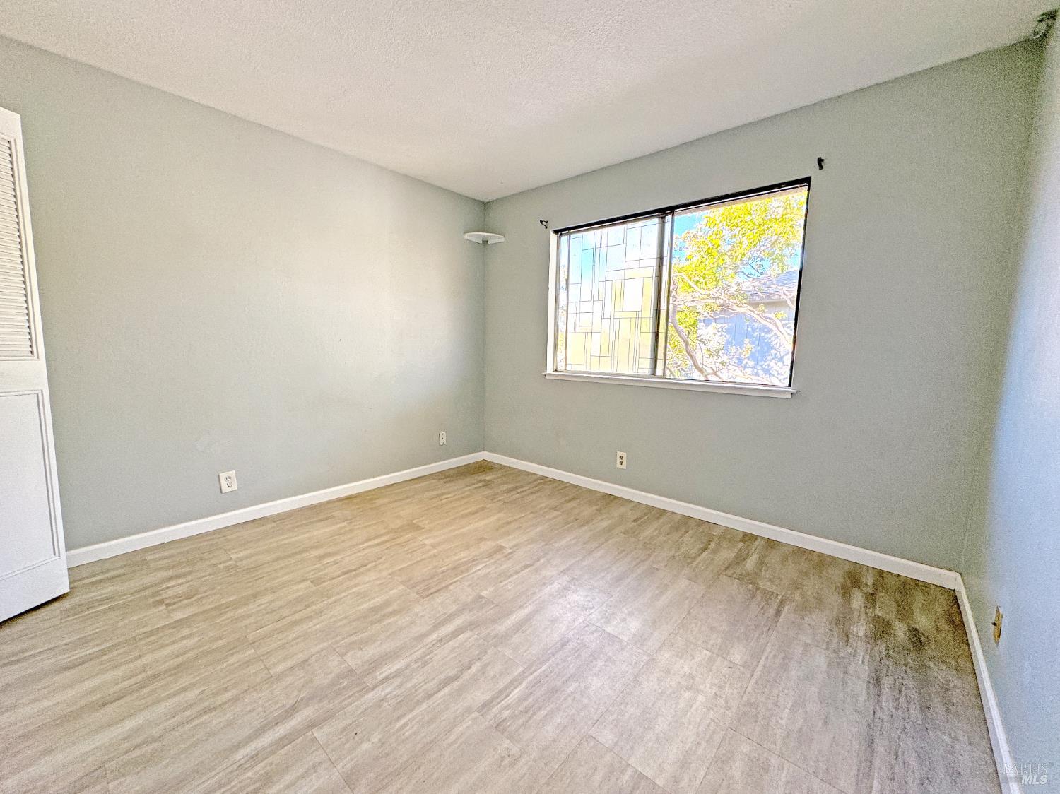 Detail Gallery Image 26 of 28 For 163 Bahia Cir, San Rafael,  CA 94901 - 2 Beds | 1 Baths