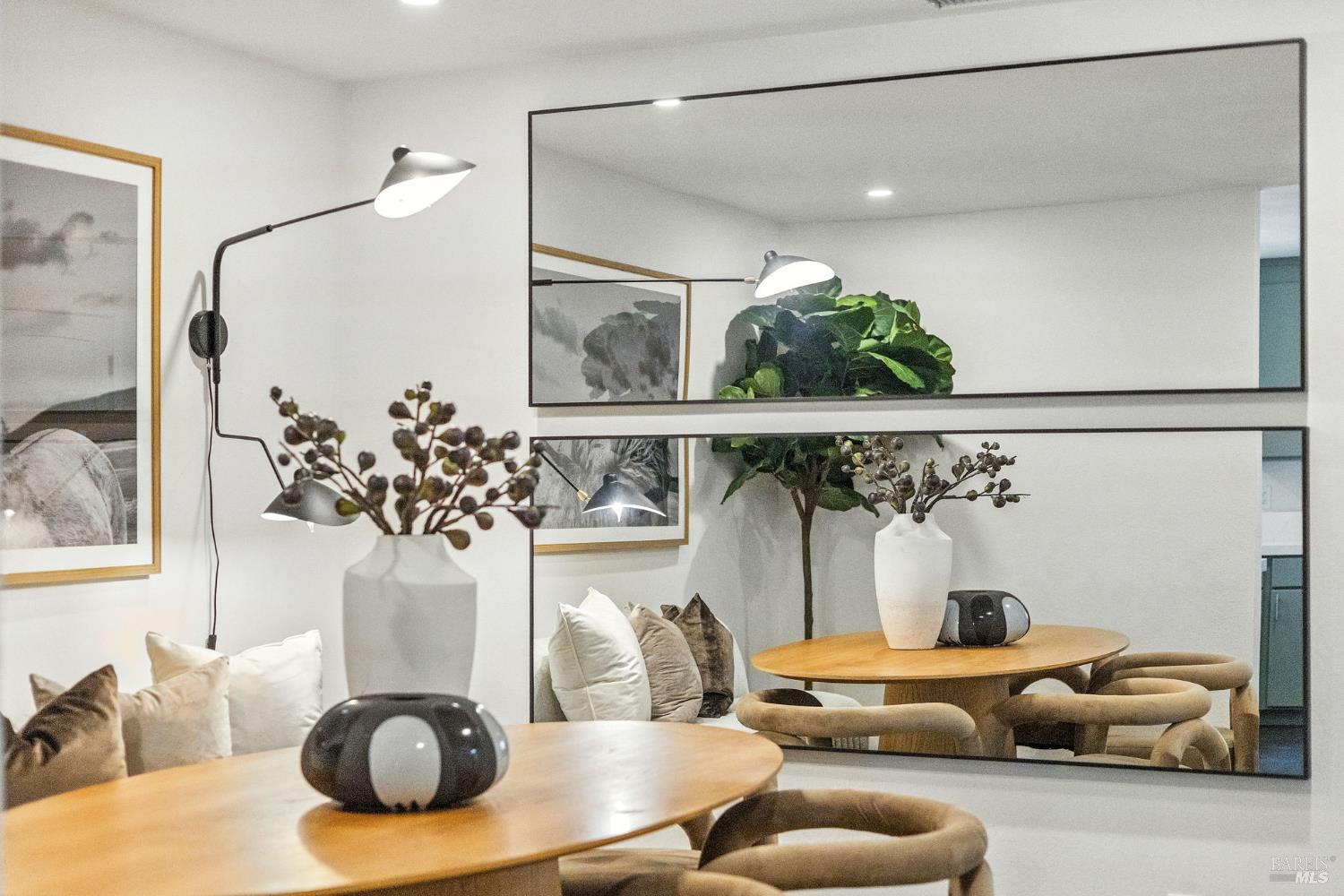 Detail Gallery Image 11 of 38 For 26 Plaza Dr, Mill Valley,  CA 94941 - 3 Beds | 2 Baths