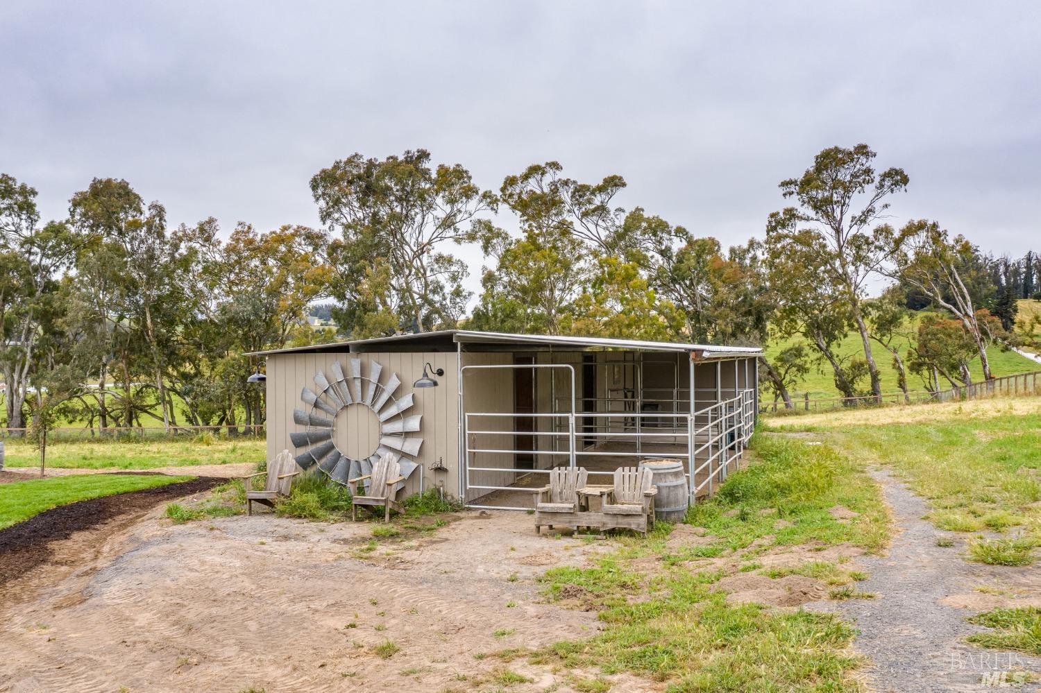 Detail Gallery Image 27 of 33 For 391 King Rd, Petaluma,  CA 94952 - 3 Beds | 2 Baths