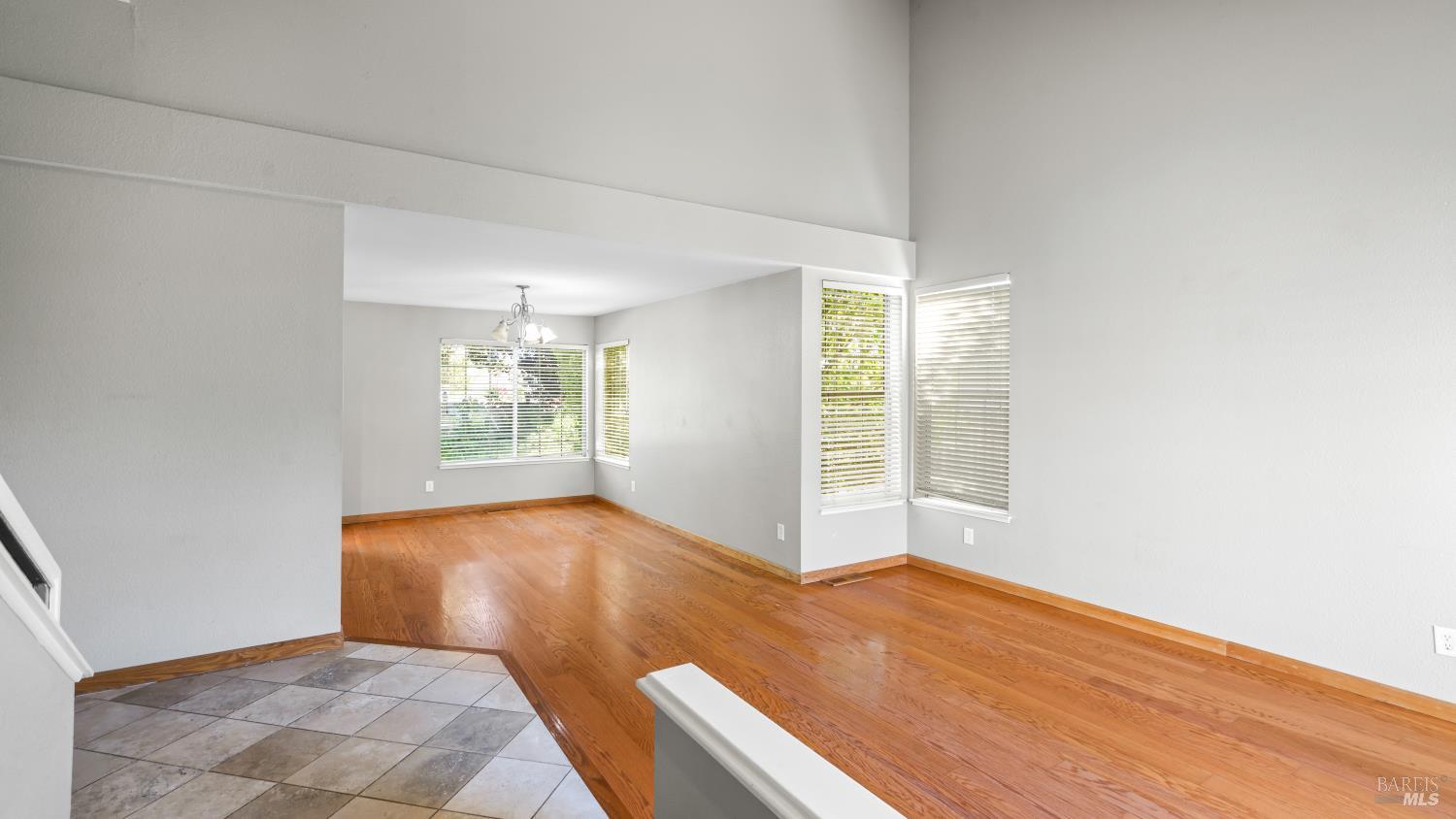Detail Gallery Image 7 of 47 For 2474 Bay Hill Cir, Fairfield,  CA 94534 - 4 Beds | 2/1 Baths