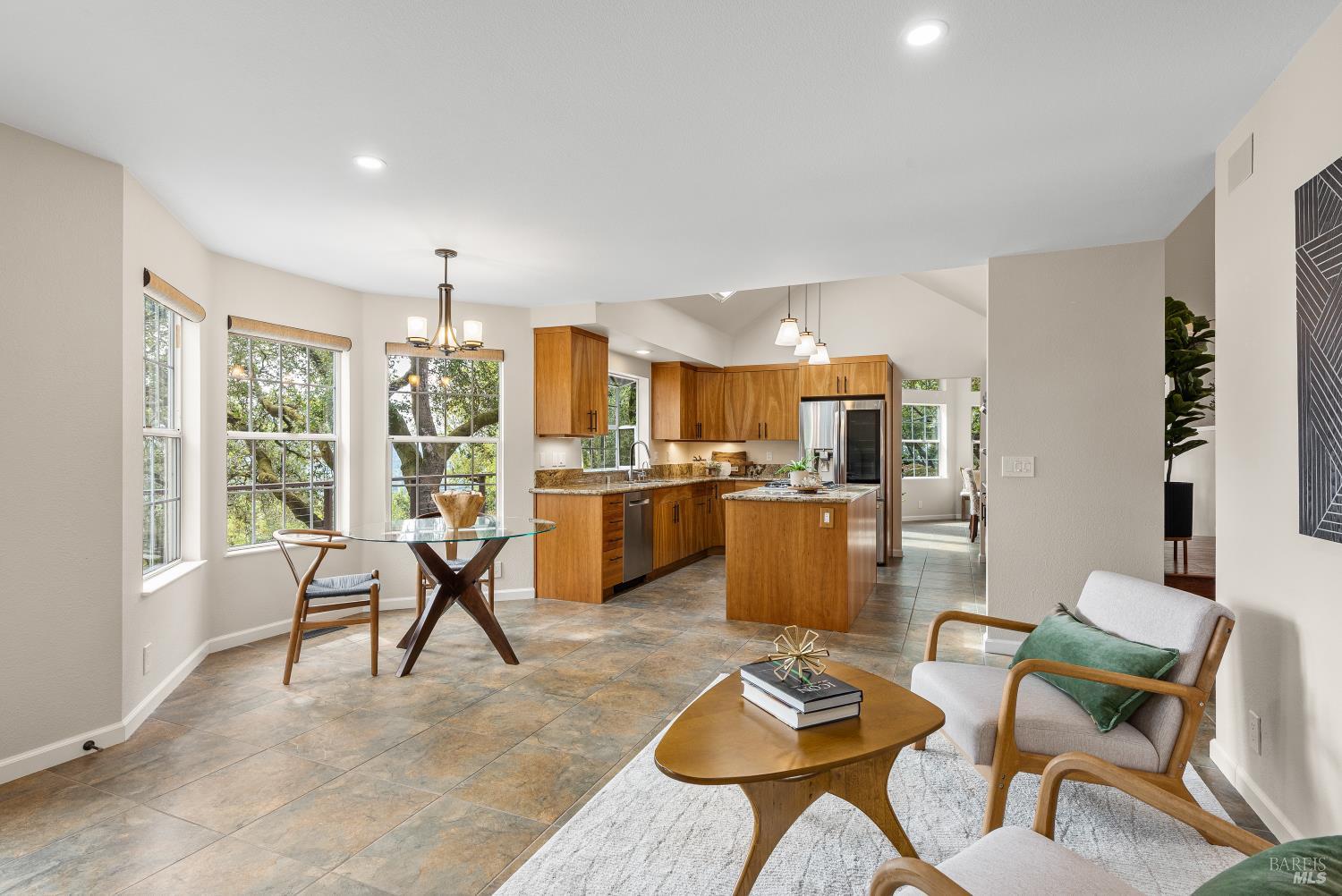 Detail Gallery Image 28 of 65 For 1846 Happy Valley Rd, Santa Rosa,  CA 95409 - 4 Beds | 3 Baths