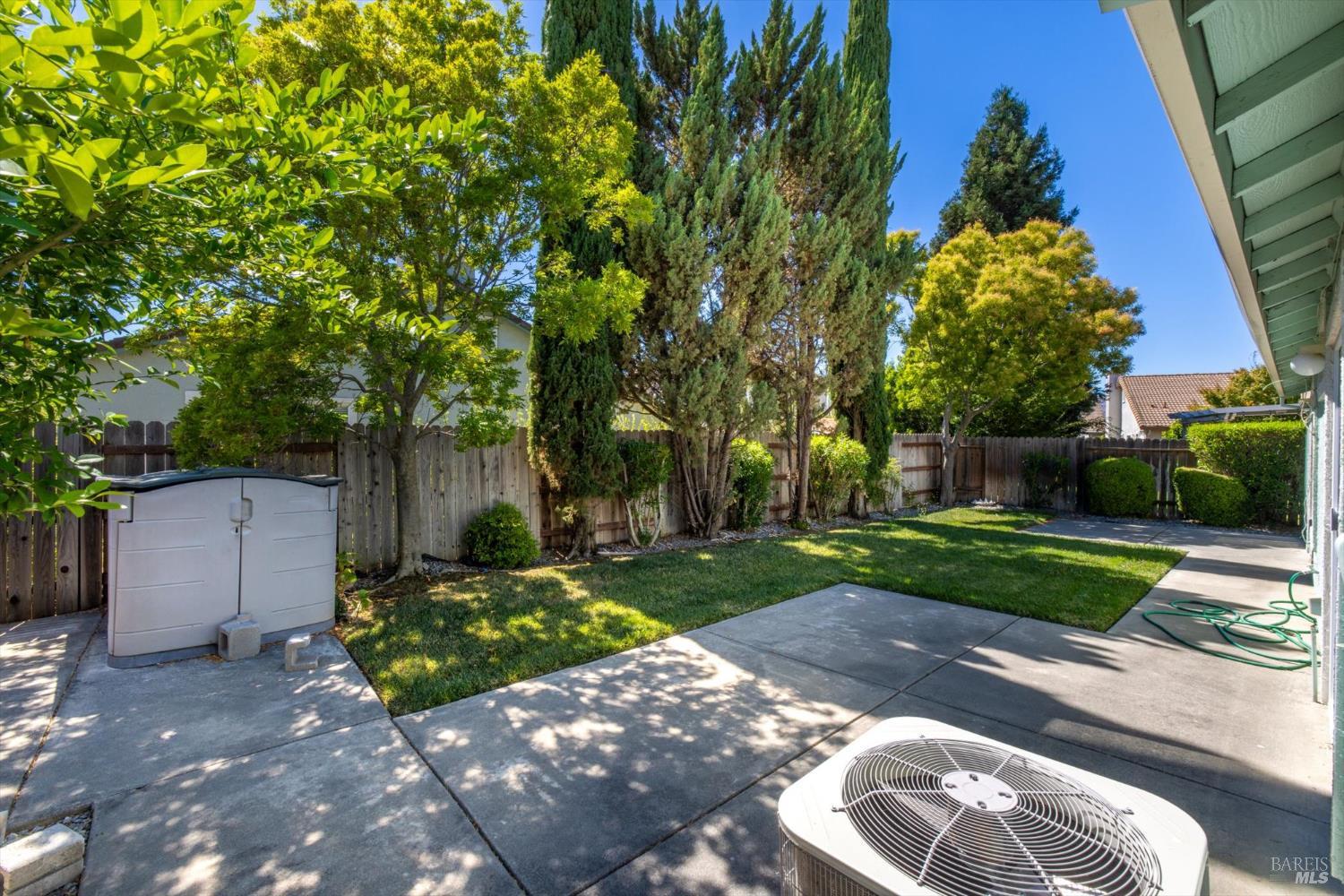 Detail Gallery Image 36 of 40 For 3283 Lagunita Cir, Fairfield,  CA 94533 - 4 Beds | 2 Baths