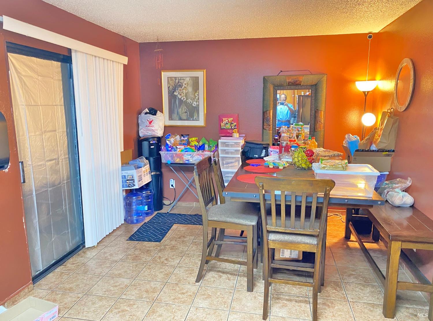 Detail Gallery Image 11 of 38 For 919 Brandon Way, Fairfield,  CA 94533 - 3 Beds | 2/1 Baths