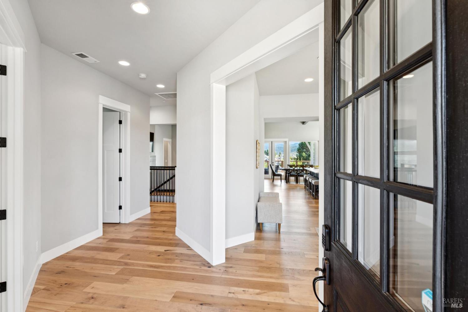 Detail Gallery Image 6 of 63 For 5980 Vista Rdgs, Santa Rosa,  CA 95409 - 5 Beds | 5 Baths