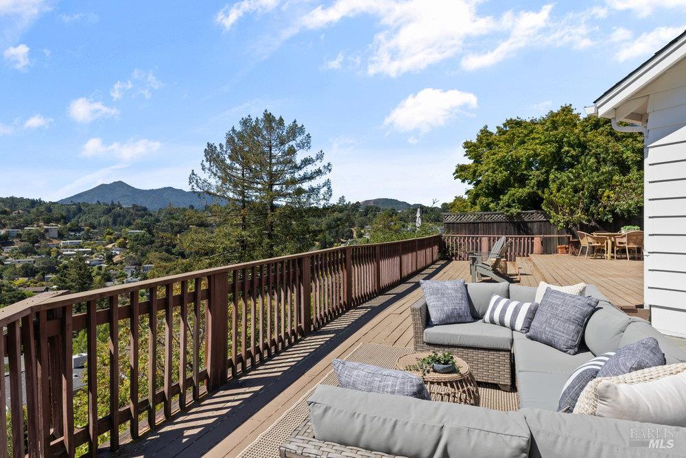 Detail Gallery Image 41 of 56 For 78 Windsor Ave, San Rafael,  CA 94901 - 4 Beds | 3 Baths
