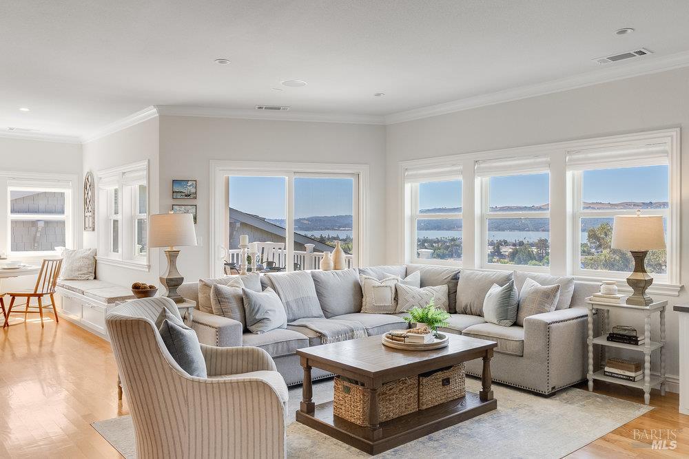 Detail Gallery Image 64 of 99 For 144 W N St, Benicia,  CA 94510 - 6 Beds | 4 Baths