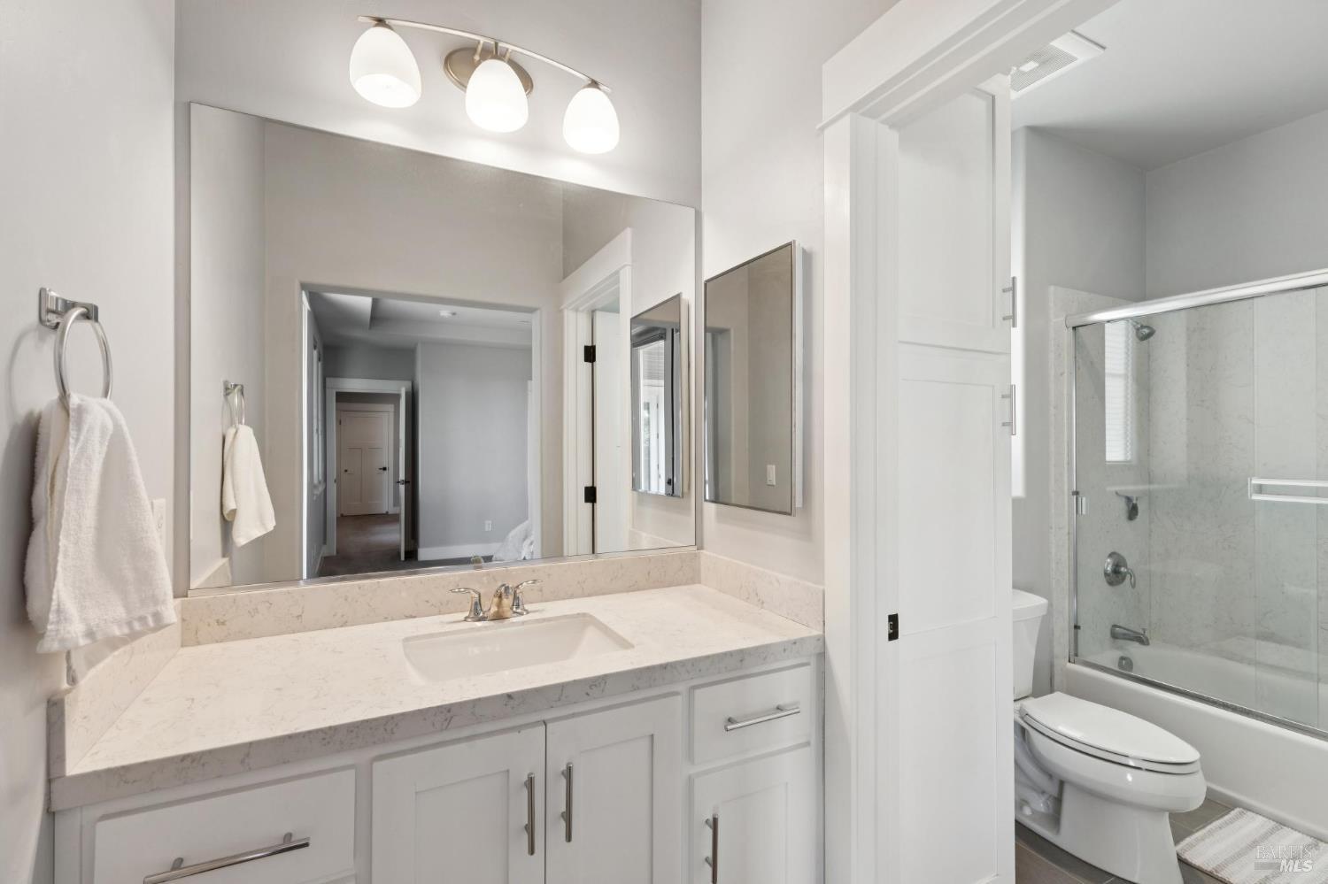 Detail Gallery Image 49 of 63 For 5980 Vista Rdgs, Santa Rosa,  CA 95409 - 5 Beds | 5 Baths
