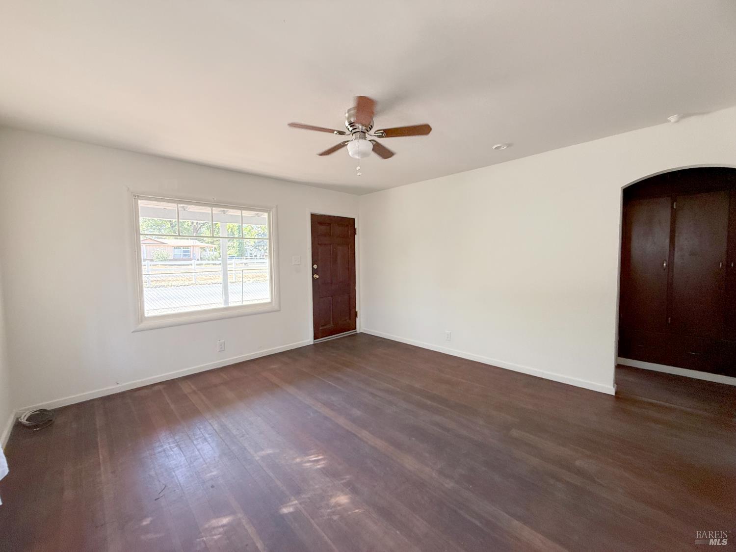 Detail Gallery Image 5 of 20 For 420 Della Ave, Willits,  CA 95490 - 2 Beds | 1 Baths