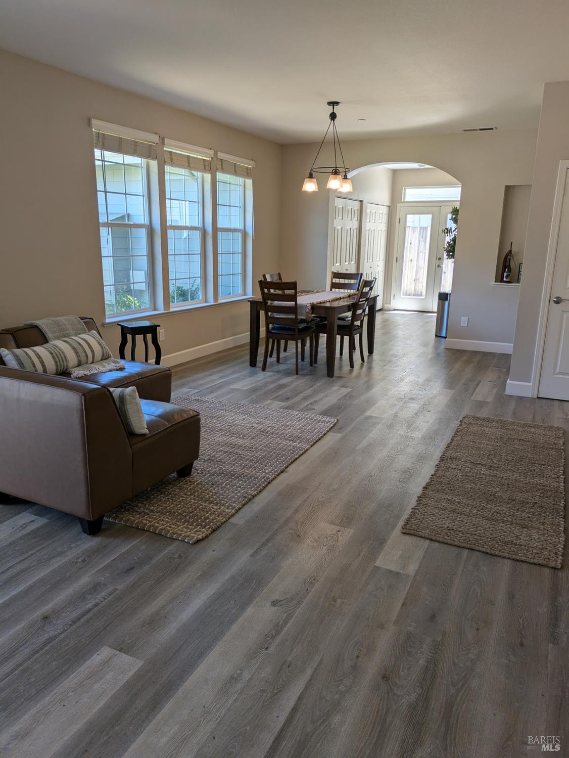 Detail Gallery Image 2 of 18 For 14619 Jomark Ln, Occidental,  CA 95465 - 2 Beds | 2/1 Baths