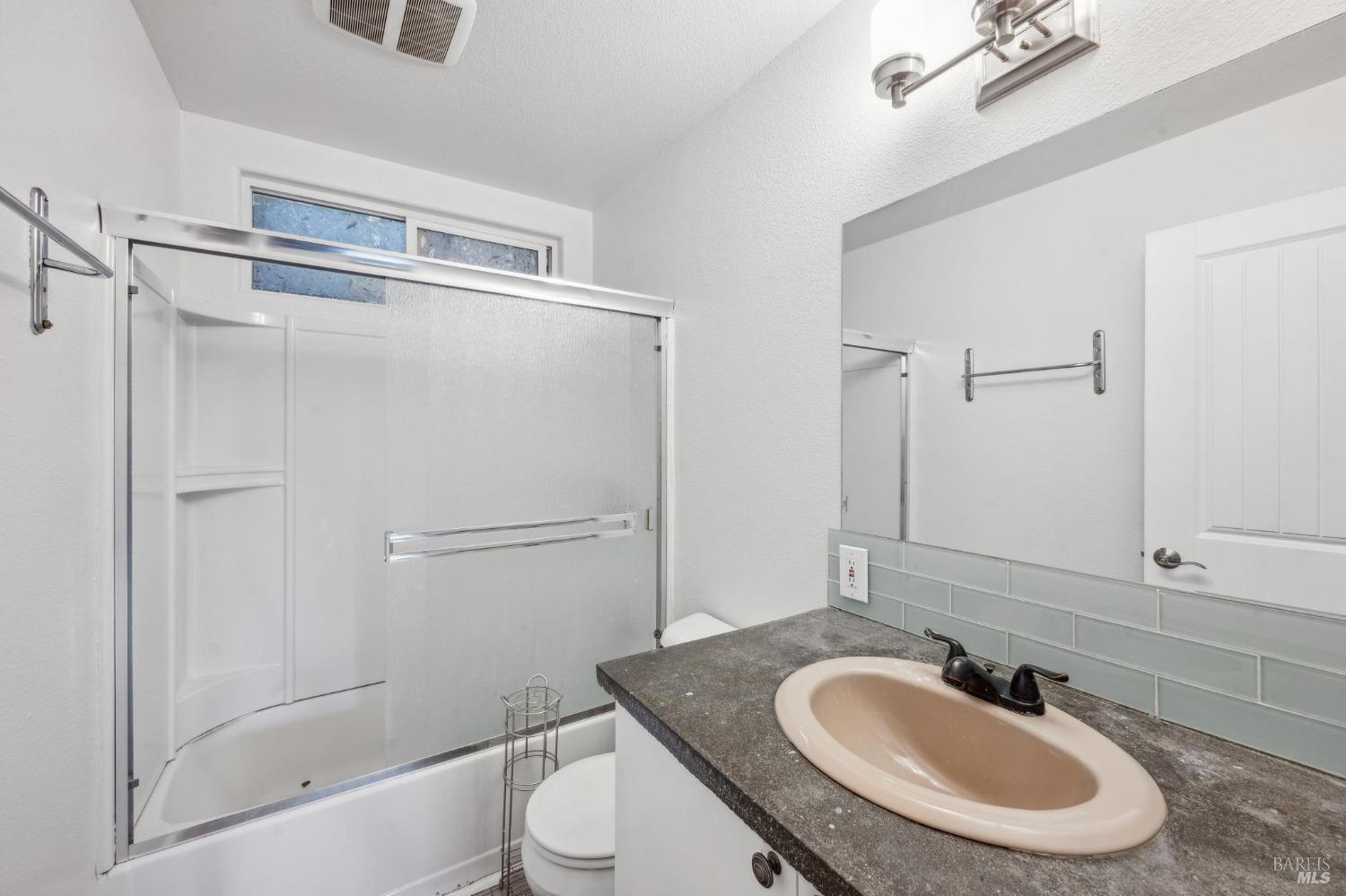 Detail Gallery Image 26 of 36 For 17506 Summit Ave, Guerneville,  CA 95446 - 6 Beds | 4 Baths