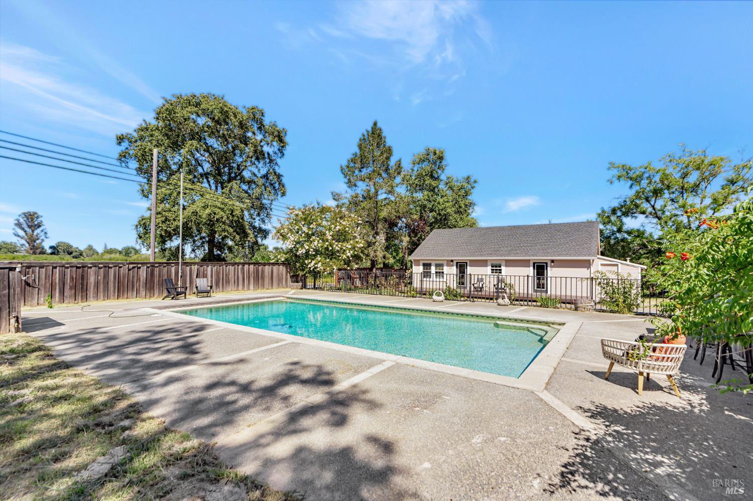 Detail Gallery Image 21 of 35 For 9603 Graton Rd, Graton,  CA 95444 - 2 Beds | 2 Baths
