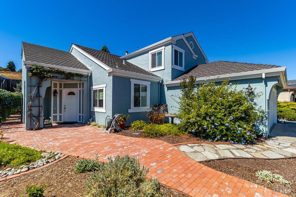 Detail Gallery Image 5 of 59 For 509 Solano Dr, Benicia,  CA 94510 - 3 Beds | 2 Baths