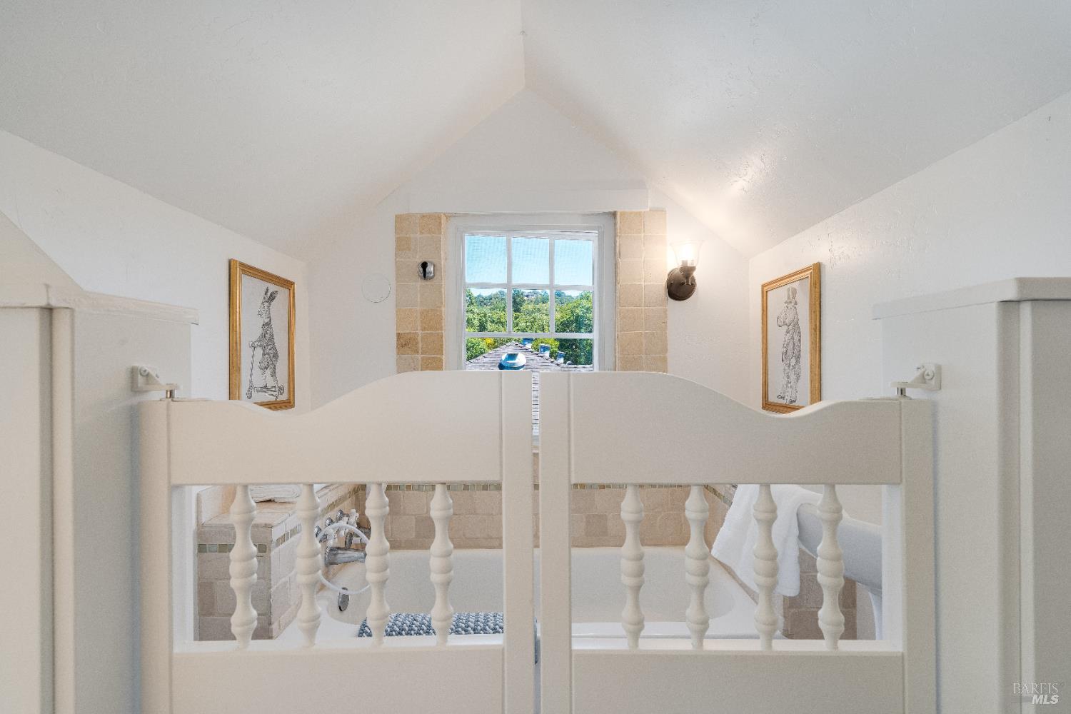 Detail Gallery Image 44 of 77 For 203 E 1st St, Napa,  CA 94559 - 4 Beds | 2/1 Baths
