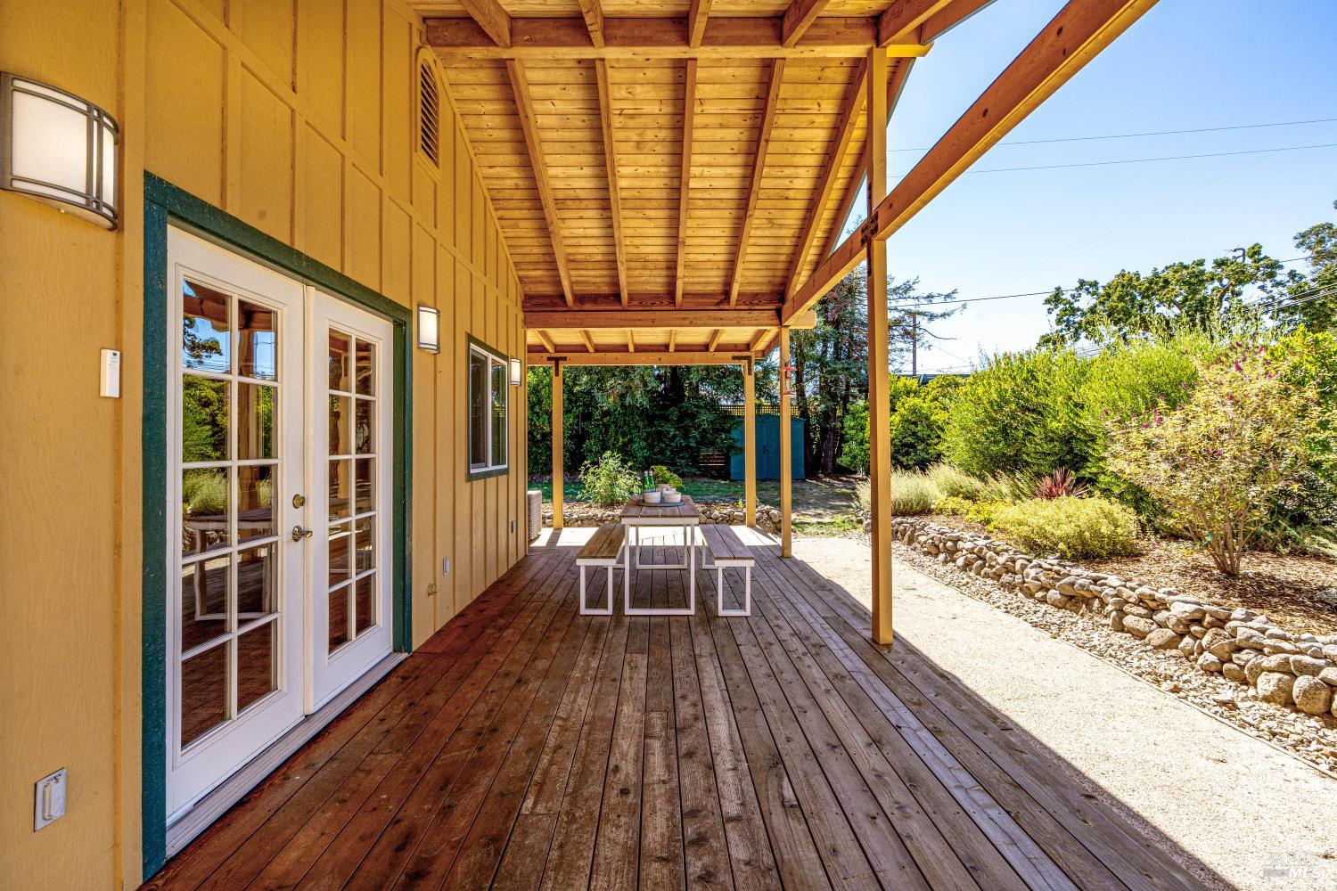 Detail Gallery Image 36 of 46 For 19100 Ola Ct, Sonoma,  CA 95476 - 2 Beds | 2 Baths