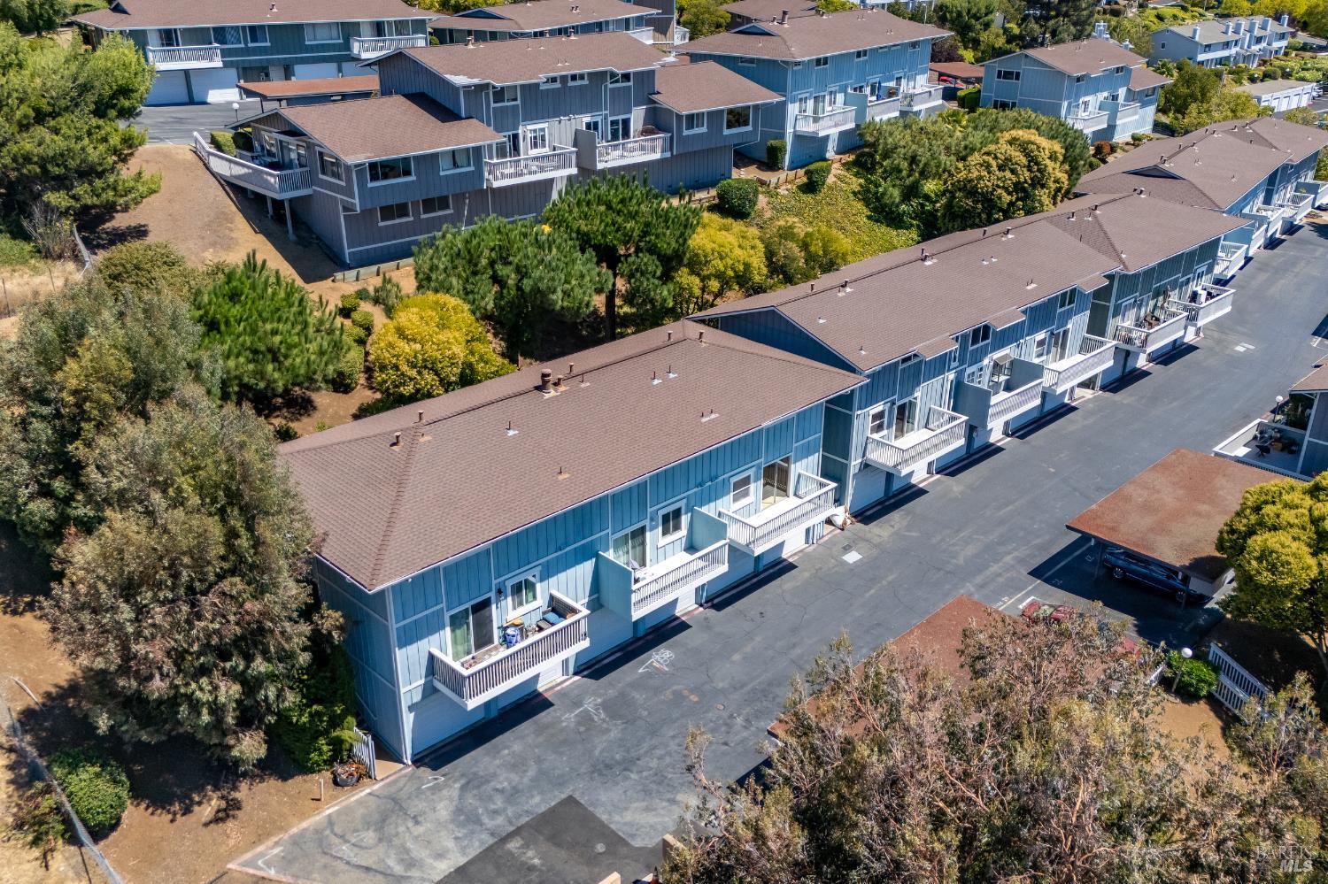 Detail Gallery Image 57 of 62 For 117 Sunset Cir #34,  Benicia,  CA 94510 - 3 Beds | 1/1 Baths
