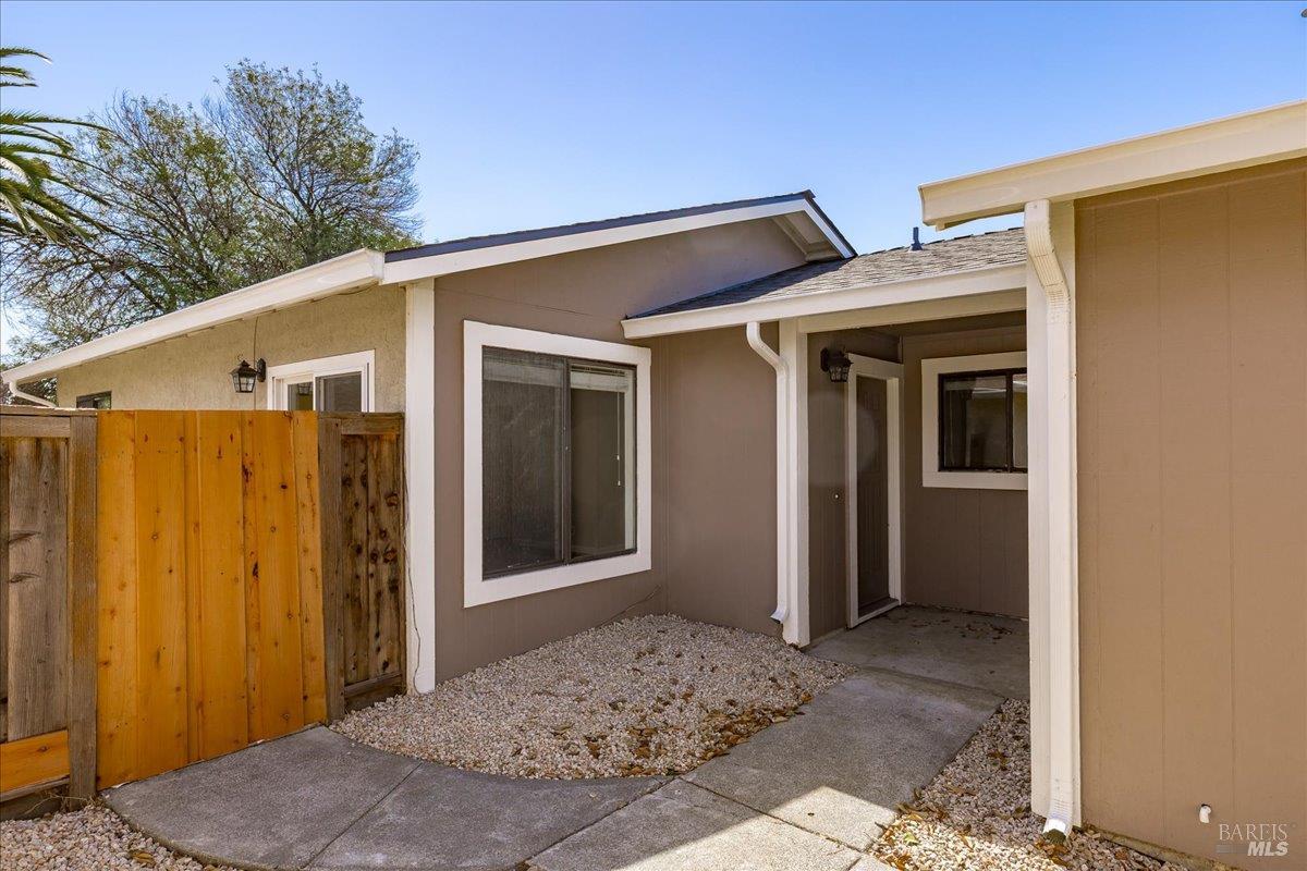 Detail Gallery Image 36 of 44 For 987 Daniel St, Fairfield,  CA 94533 - 2 Beds | 2 Baths