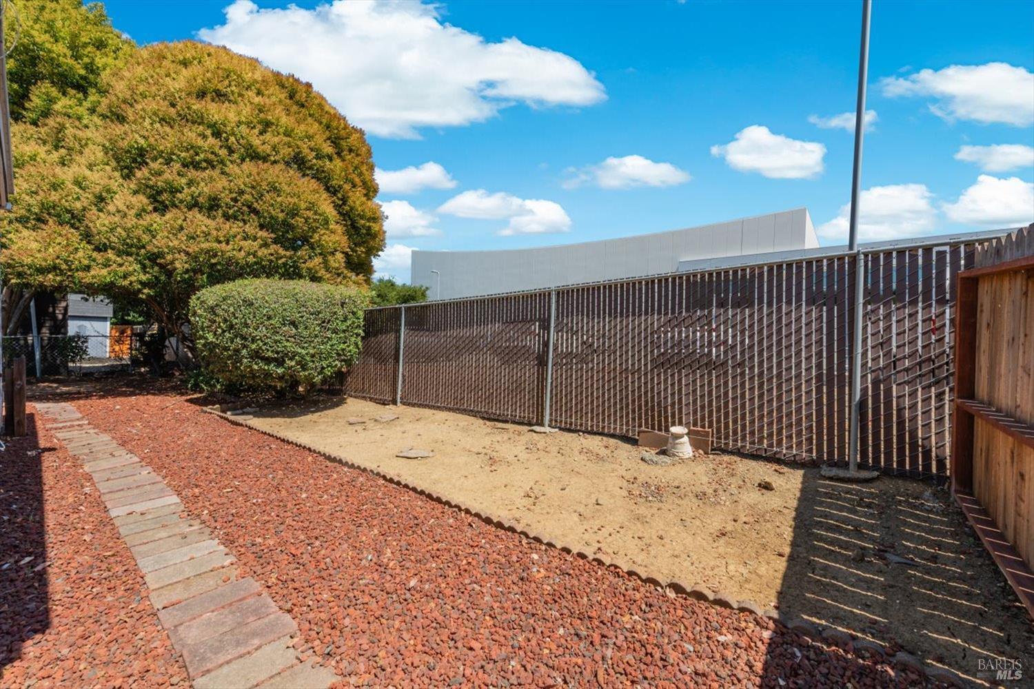 Detail Gallery Image 42 of 45 For 30 Constance Dr, Vallejo,  CA 94590 - 2 Beds | 2 Baths